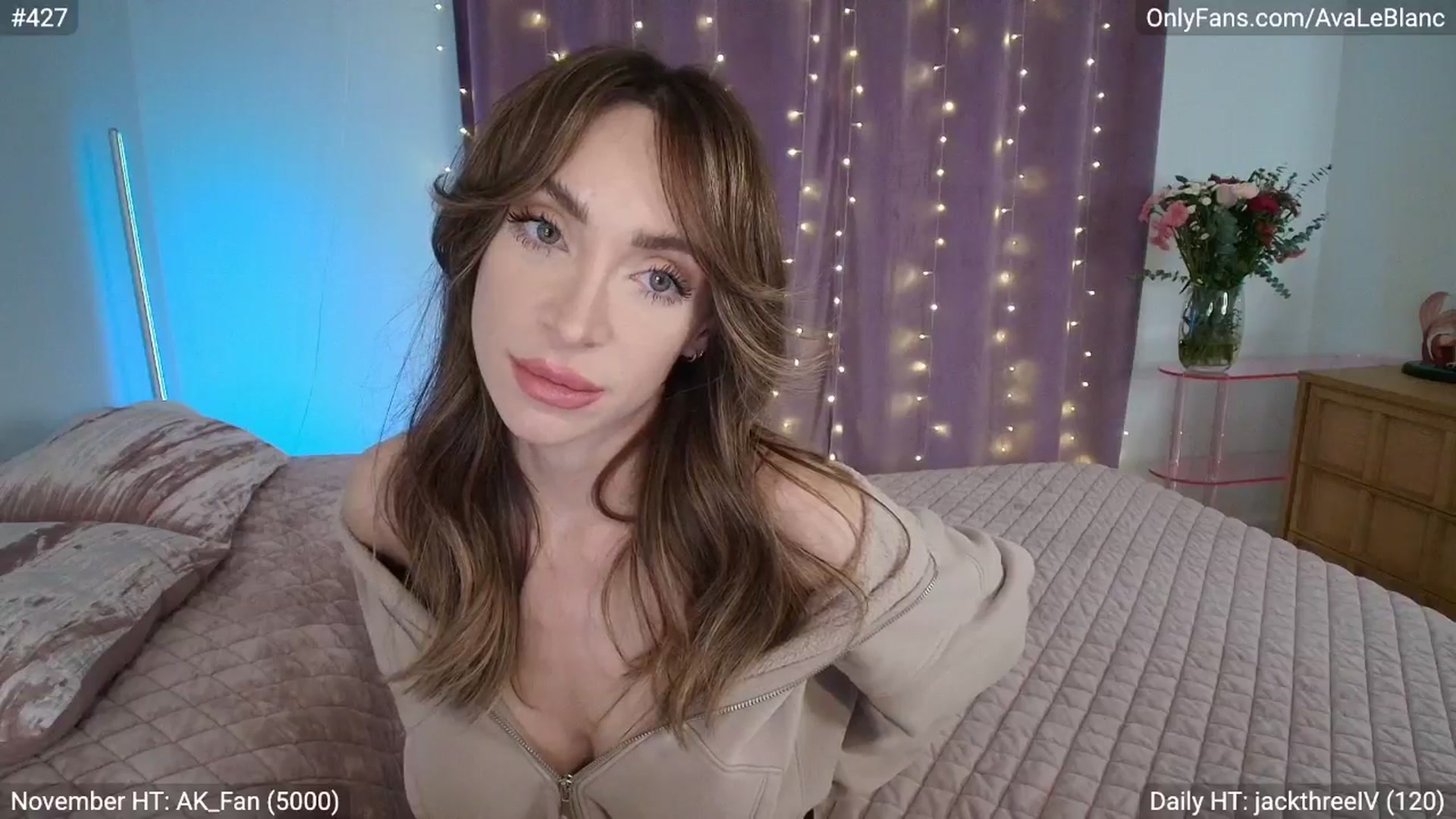 Gallery image thumbnail from AvaLeBlanc's myfreecams stream on, 11/15/2025, 05:59 image 7 of 20