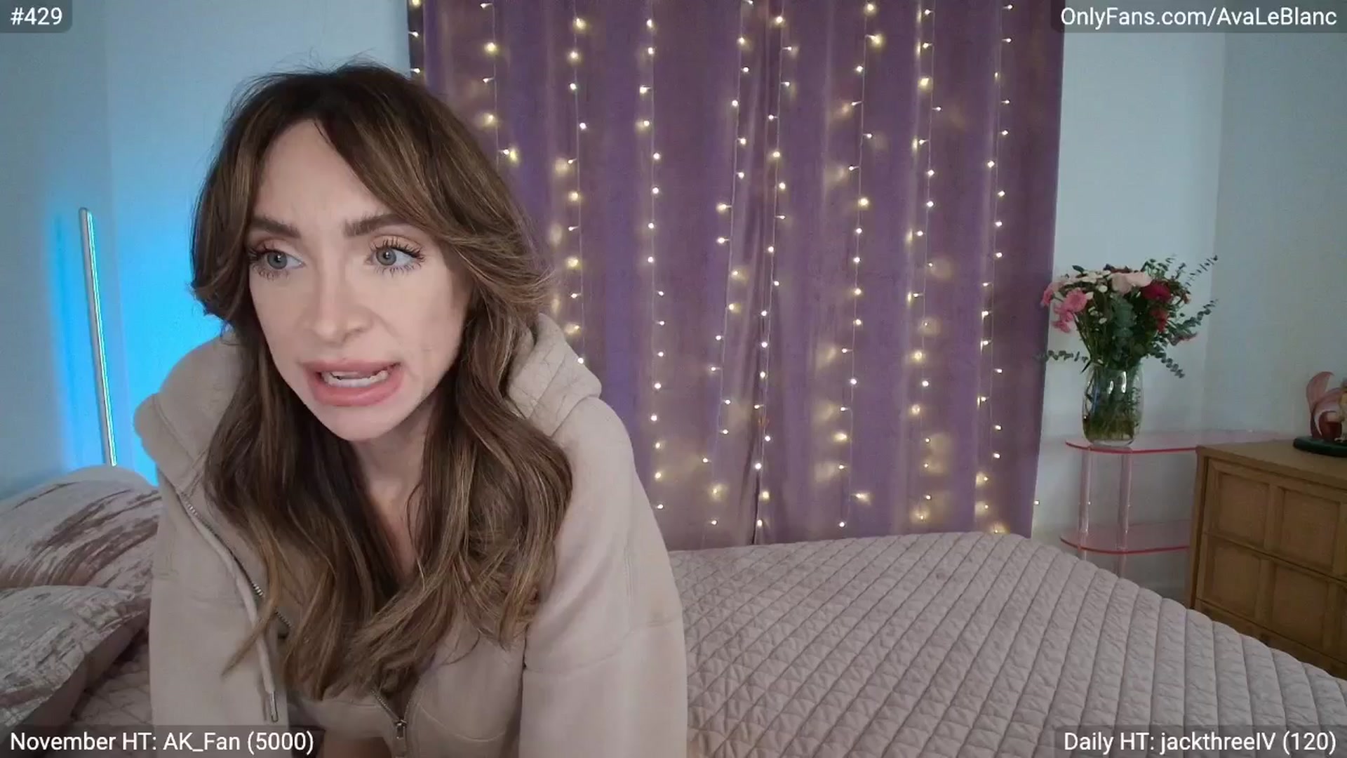 Gallery image thumbnail from AvaLeBlanc's myfreecams stream on, 11/15/2025, 05:59 image 10 of 20