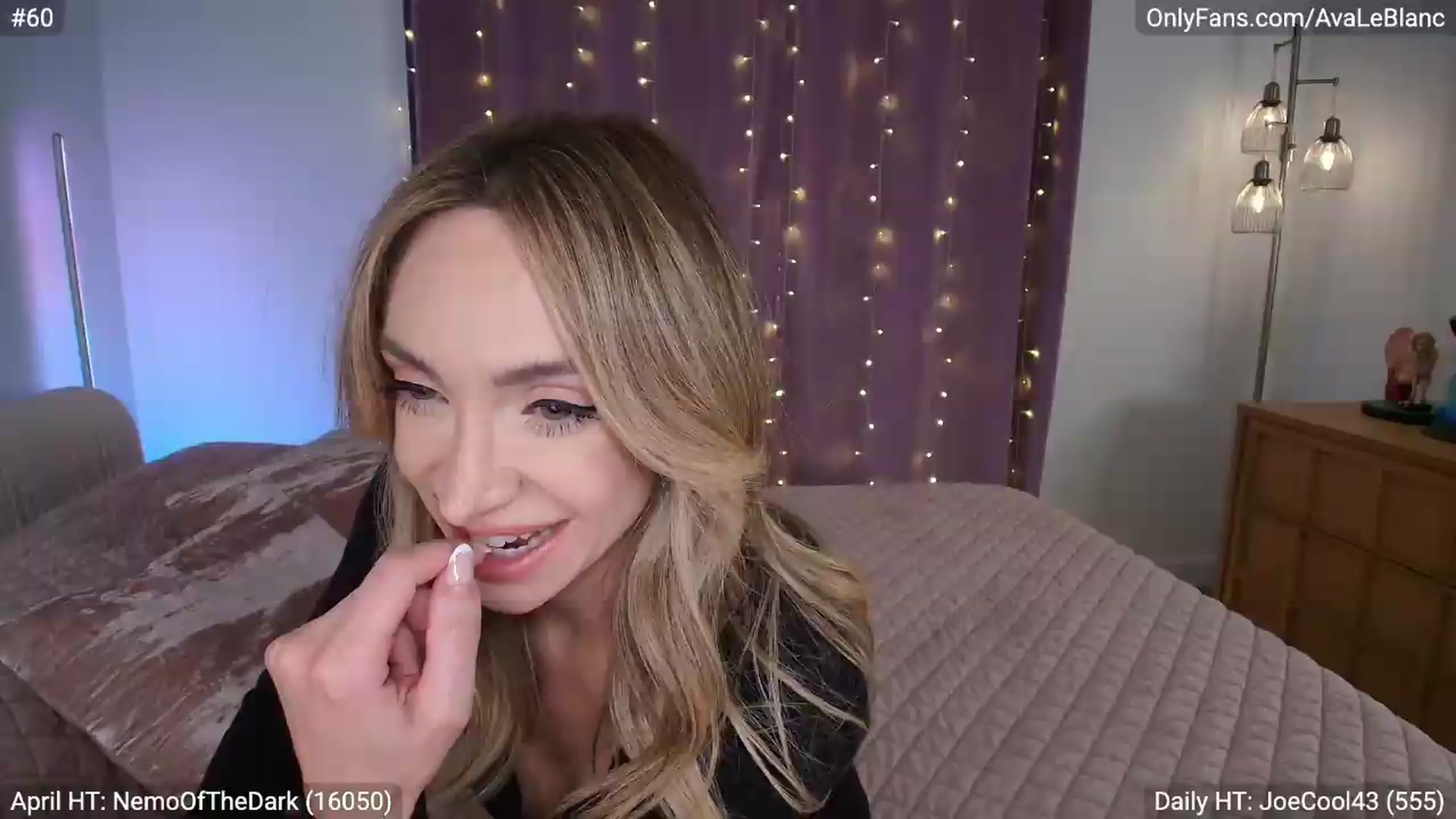 Gallery image thumbnail from AvaLeBlanc's myfreecams stream on, 04/25/2026, 04:36 image 8 of 20