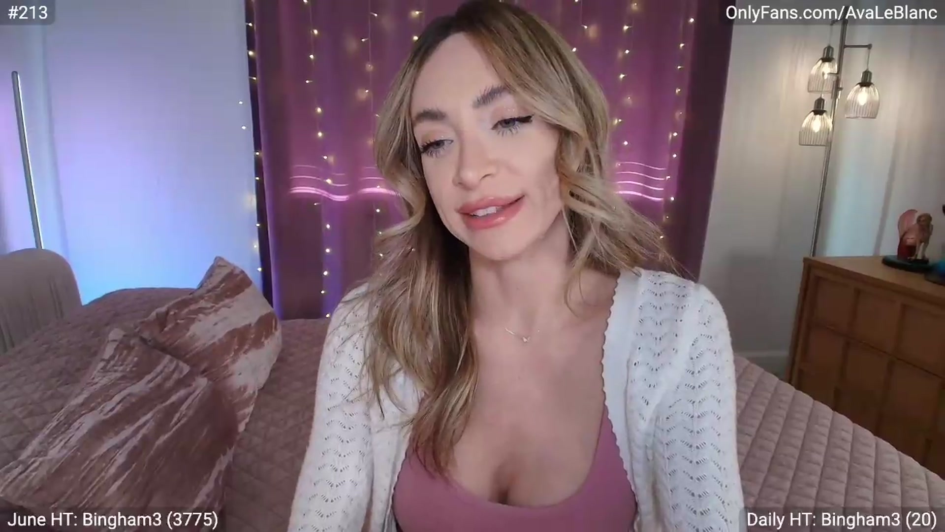 Gallery image thumbnail from AvaLeBlanc's myfreecams stream on, 06/08/2026, 02:45 image 4 of 20