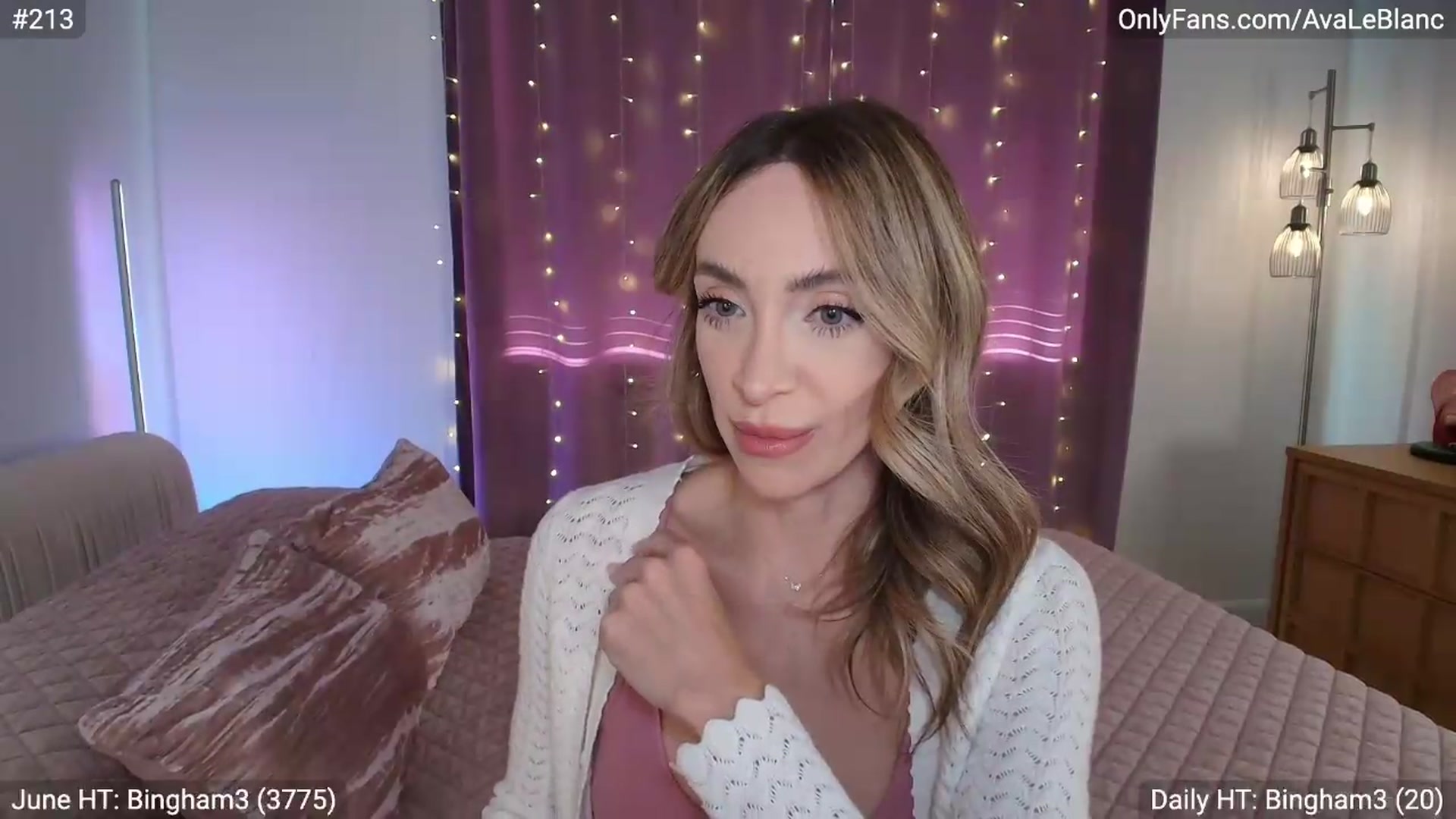Gallery image thumbnail from AvaLeBlanc's myfreecams stream on, 06/08/2026, 02:45 image 3 of 20