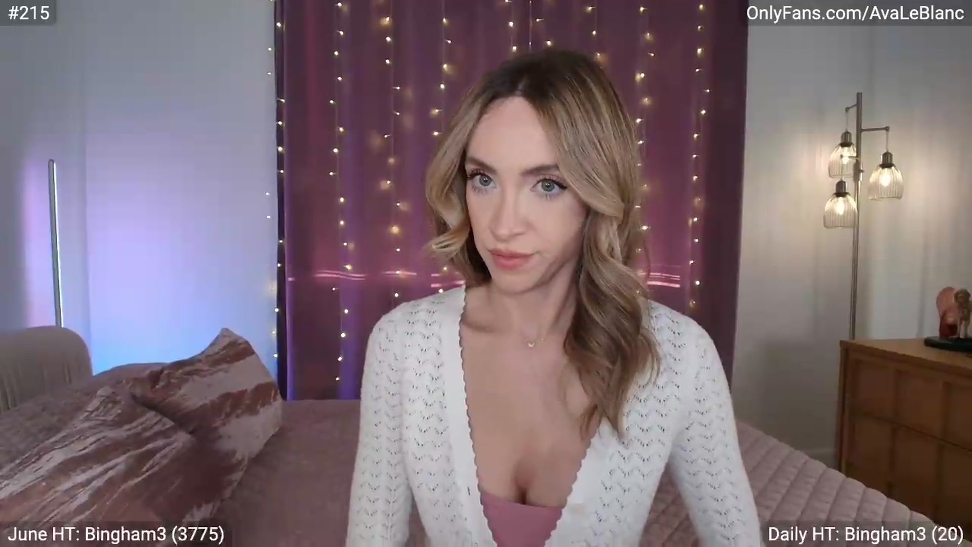 Gallery image thumbnail from AvaLeBlanc's myfreecams stream on, 06/08/2026, 02:45 image 15 of 20