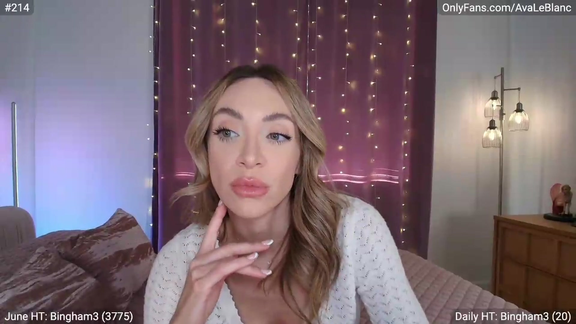 Gallery image thumbnail from AvaLeBlanc's myfreecams stream on, 06/08/2026, 02:45 image 13 of 20