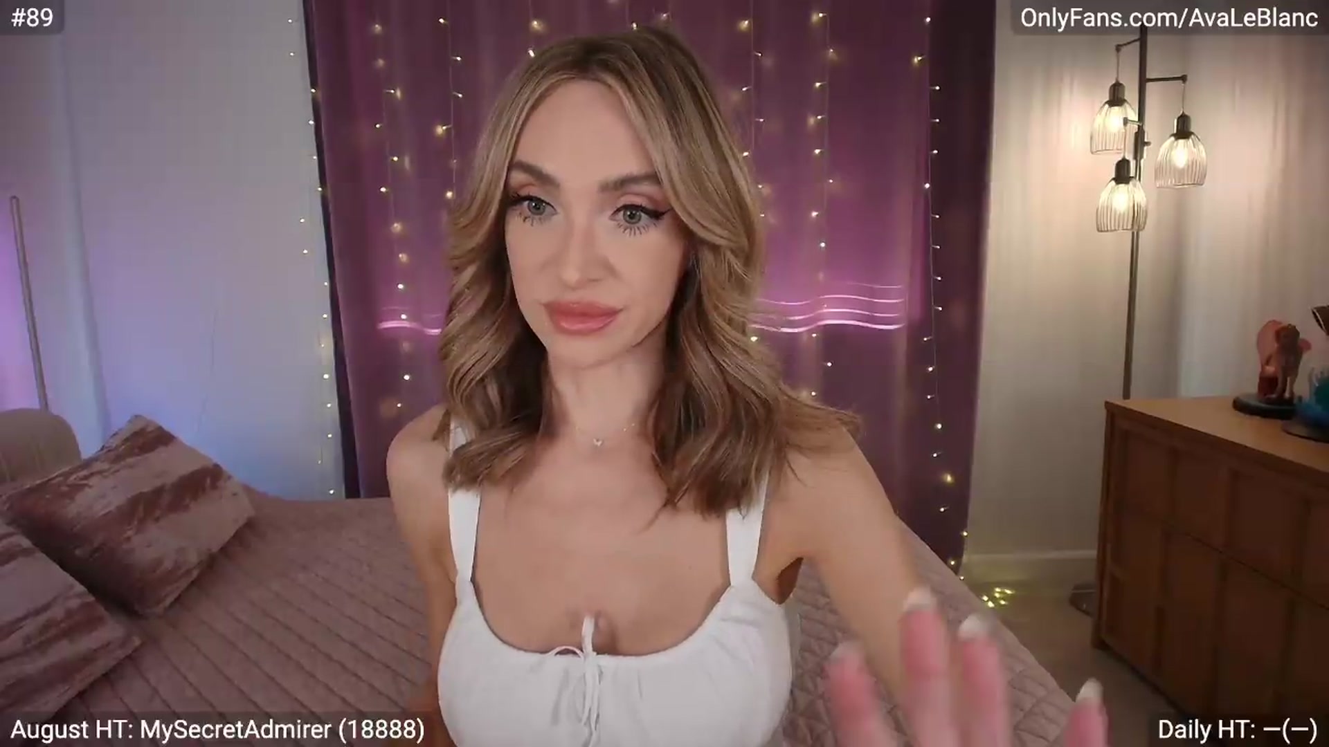 Gallery image thumbnail from AvaLeBlanc's myfreecams stream on, 08/19/2026, 05:06 image 2 of 20