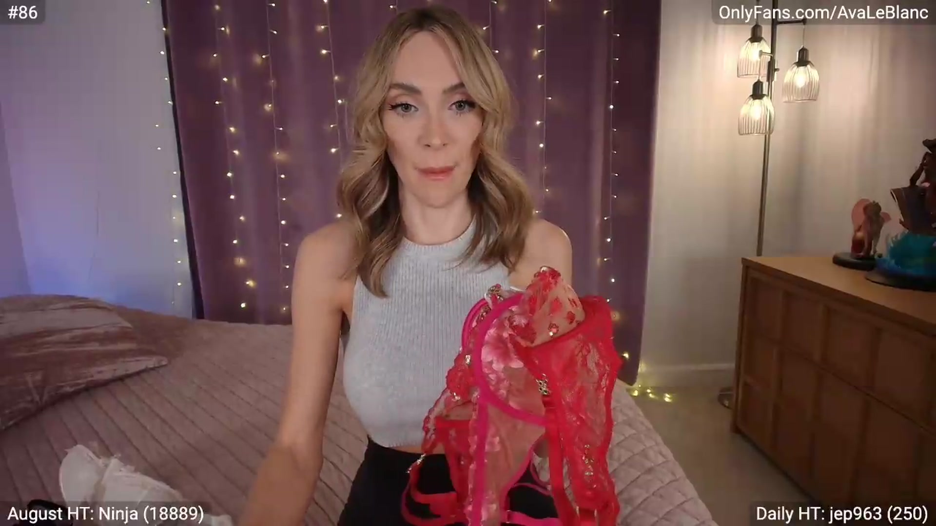 Gallery image thumbnail from AvaLeBlanc's myfreecams stream on, 08/25/2026, 04:05 image 9 of 20
