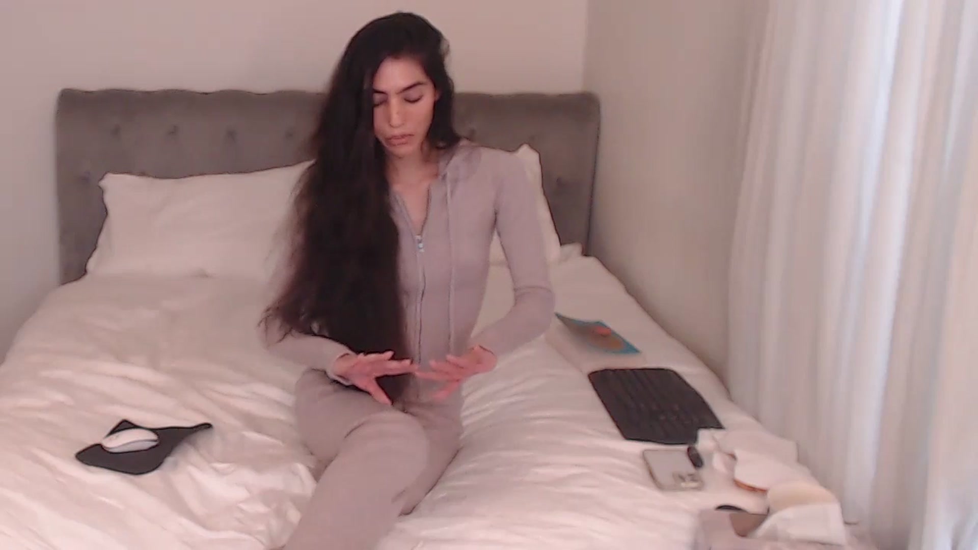 Gallery image thumbnail from AvaMaria's myfreecams stream on, 12/07/2025, 16:37 image 12 of 20