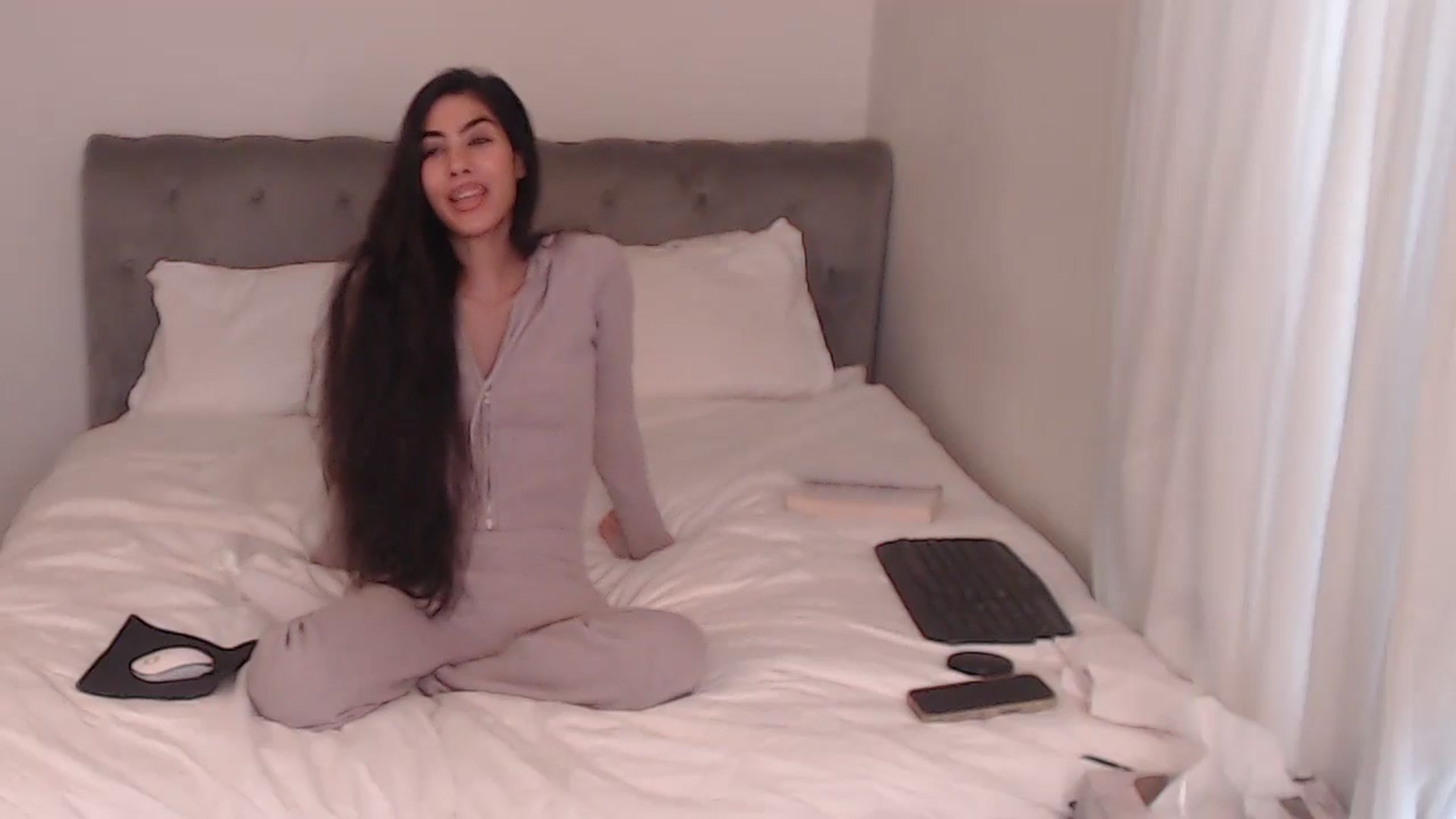 Gallery image thumbnail from AvaMaria's myfreecams stream on, 12/07/2025, 19:22 image 10 of 20