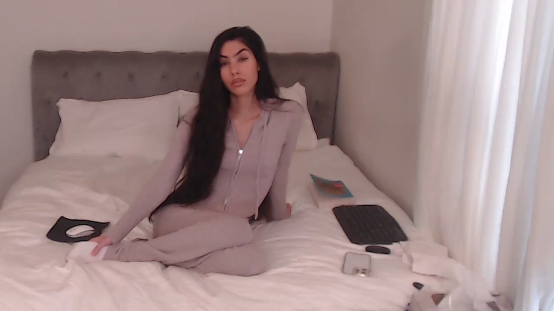 Gallery image thumbnail from AvaMaria's myfreecams stream on, 12/07/2025, 19:22 image 1 of 20