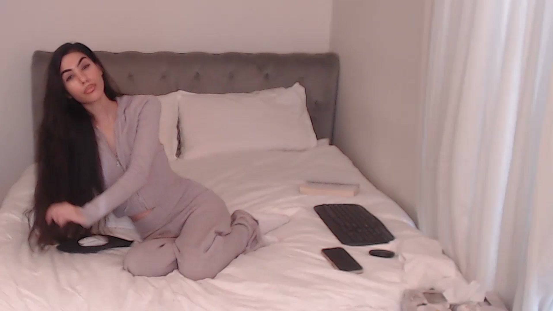 Gallery image thumbnail from AvaMaria's myfreecams stream on, 12/07/2025, 19:22 image 20 of 20