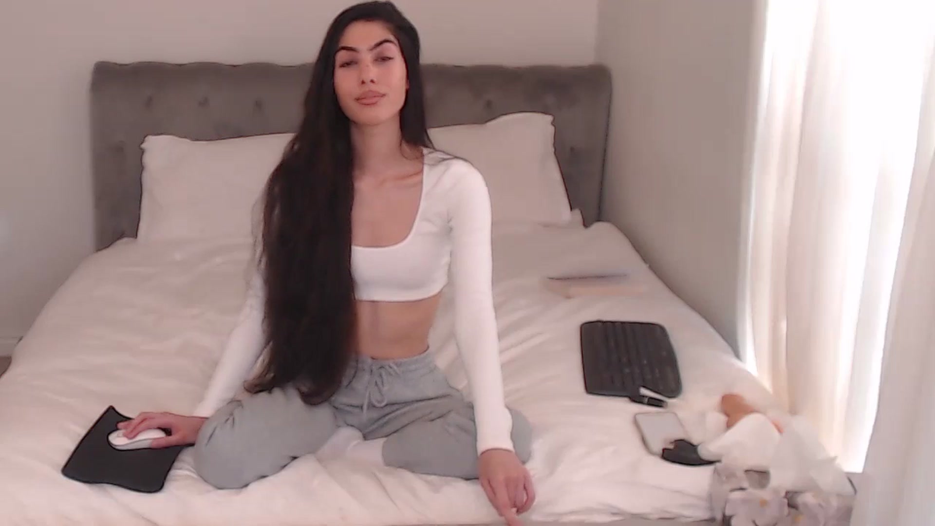 Gallery image thumbnail from AvaMaria's myfreecams stream on, 12/08/2025, 17:18 image 15 of 20