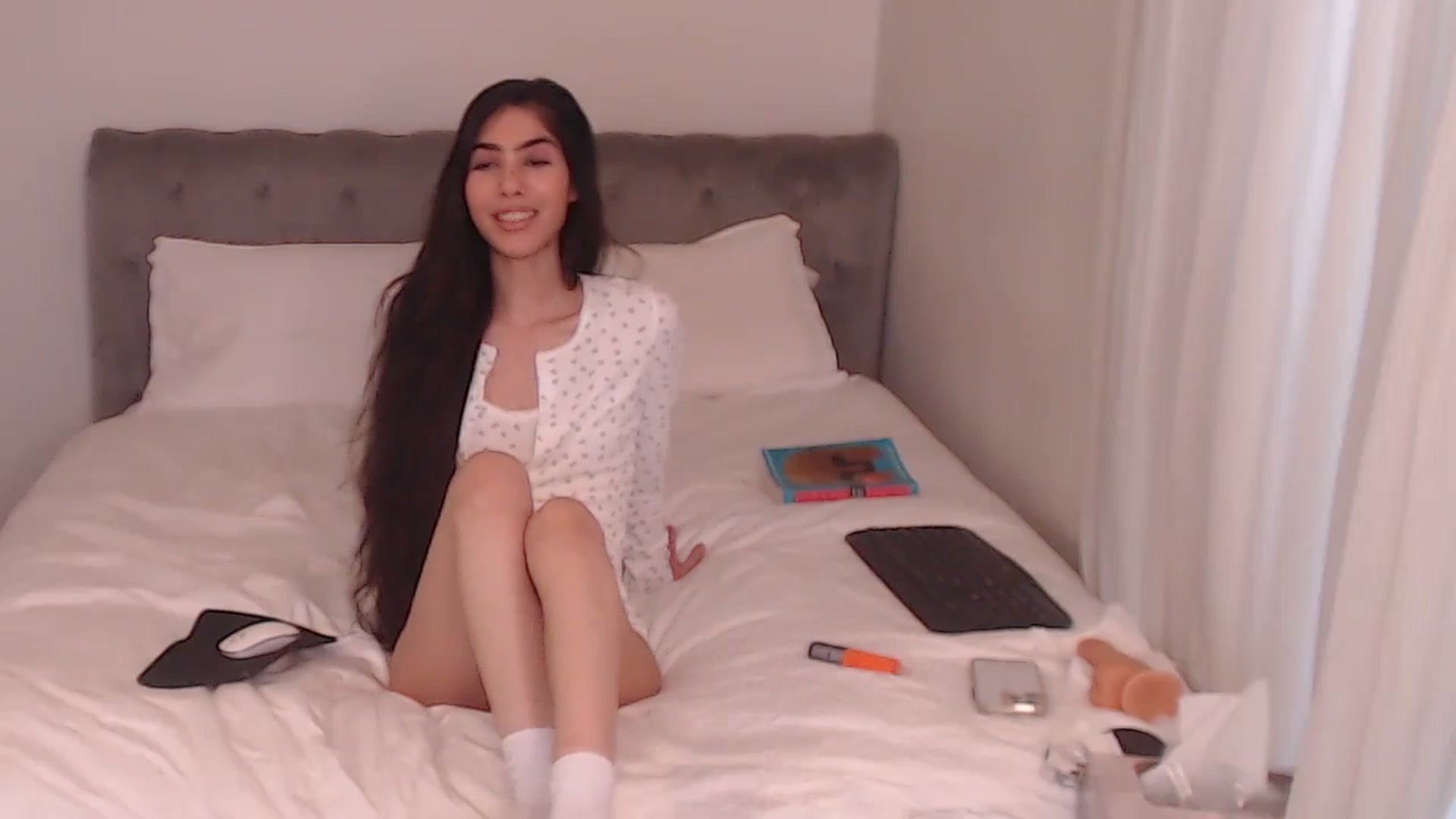 Gallery image thumbnail from AvaMaria's myfreecams stream on, 12/09/2025, 15:54 image 8 of 20