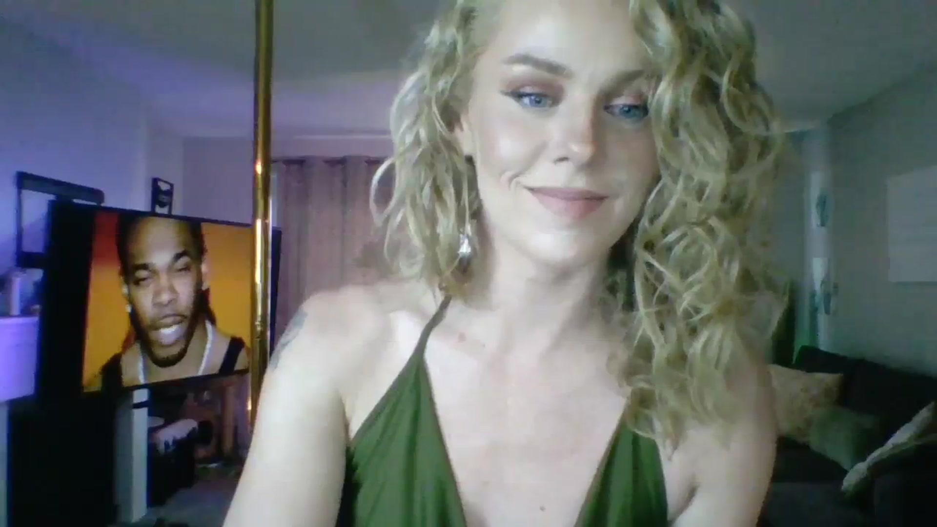Gallery image thumbnail from AvaMonroe_'s myfreecams stream on, 07/24/2023, 01:08 image 7 of 20