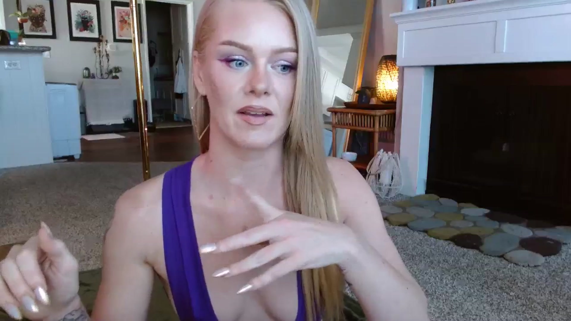 Gallery image thumbnail from AvaMonroe_'s myfreecams stream on, 07/27/2023, 24:26 image 20 of 20