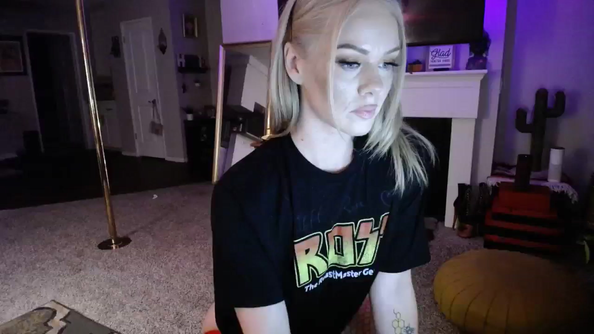 Gallery image thumbnail from AvaMonroe_'s myfreecams stream on, 08/01/2023, 10:38 image 9 of 20