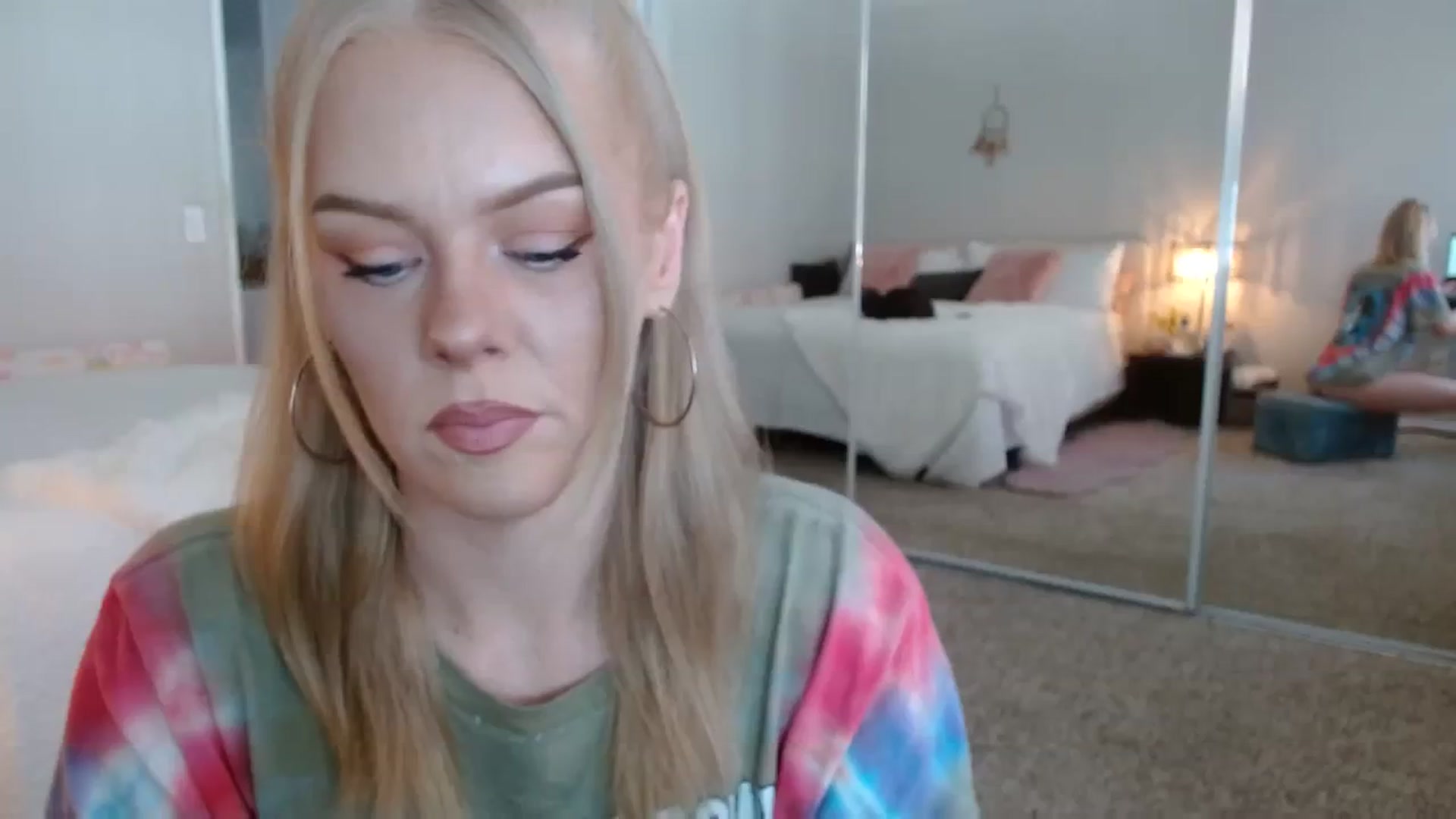Gallery image thumbnail from AvaMonroe_'s myfreecams stream on, 08/08/2023, 24:02 image 12 of 20
