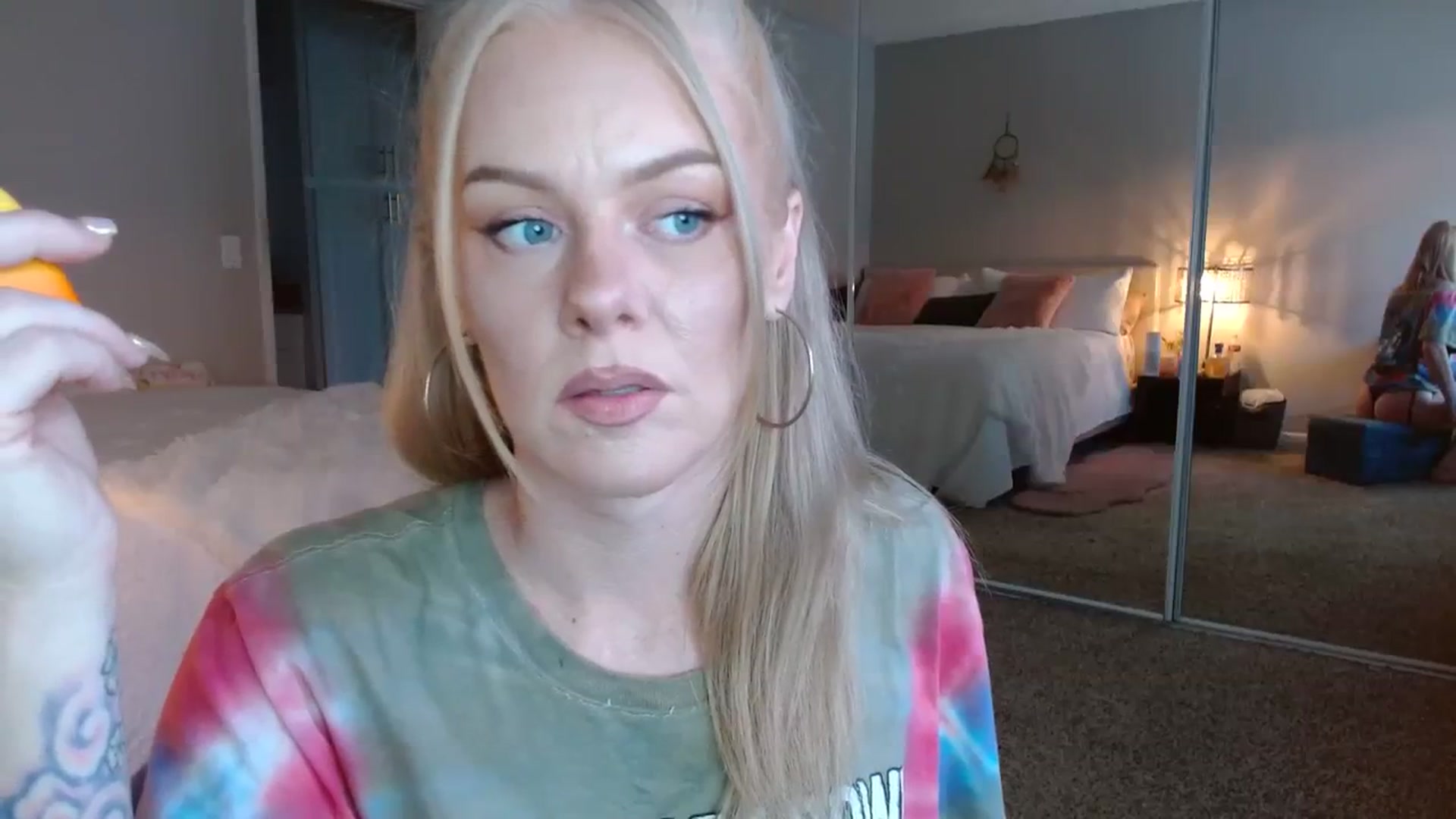 Gallery image thumbnail from AvaMonroe_'s myfreecams stream on, 08/08/2023, 02:22 image 13 of 20
