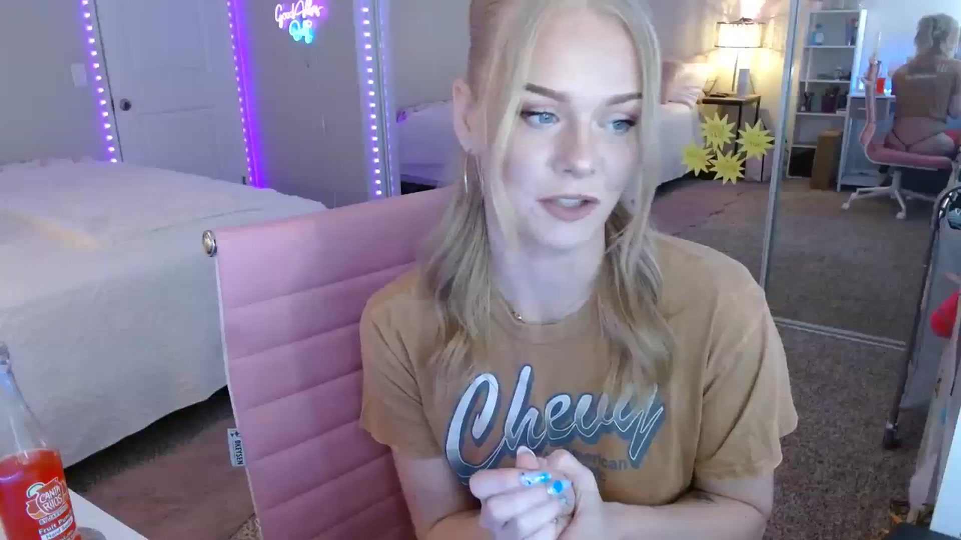 Gallery image thumbnail from AvaMonroe_'s myfreecams stream on, 08/17/2023, 24:05 image 9 of 20