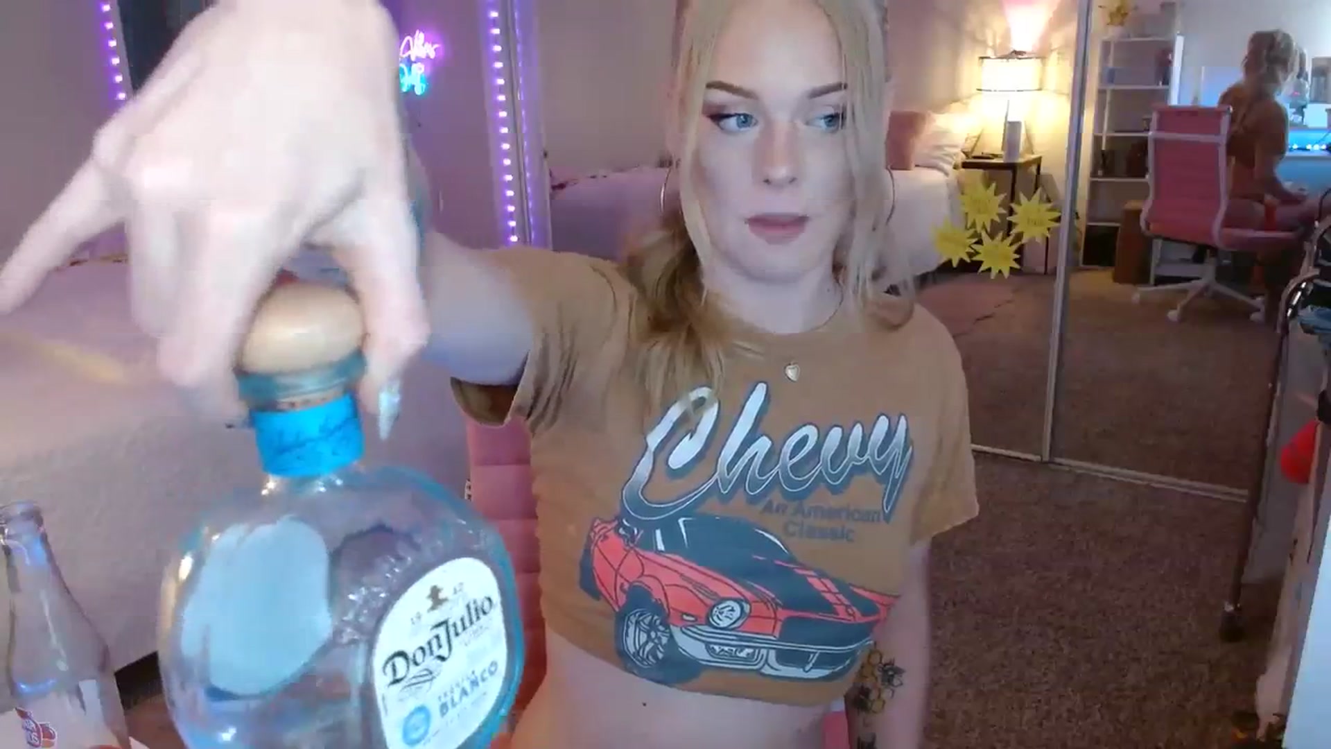 Gallery image thumbnail from AvaMonroe_'s myfreecams stream on, 08/17/2023, 02:18 image 9 of 20