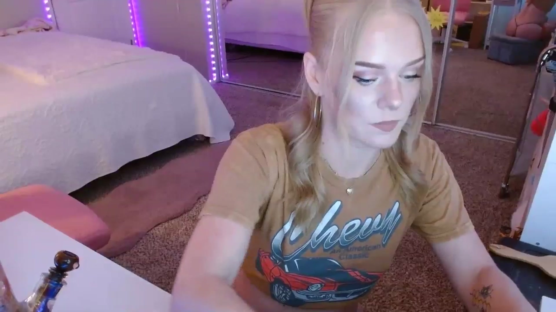 Gallery image thumbnail from AvaMonroe_'s myfreecams stream on, 08/17/2023, 02:18 image 12 of 20
