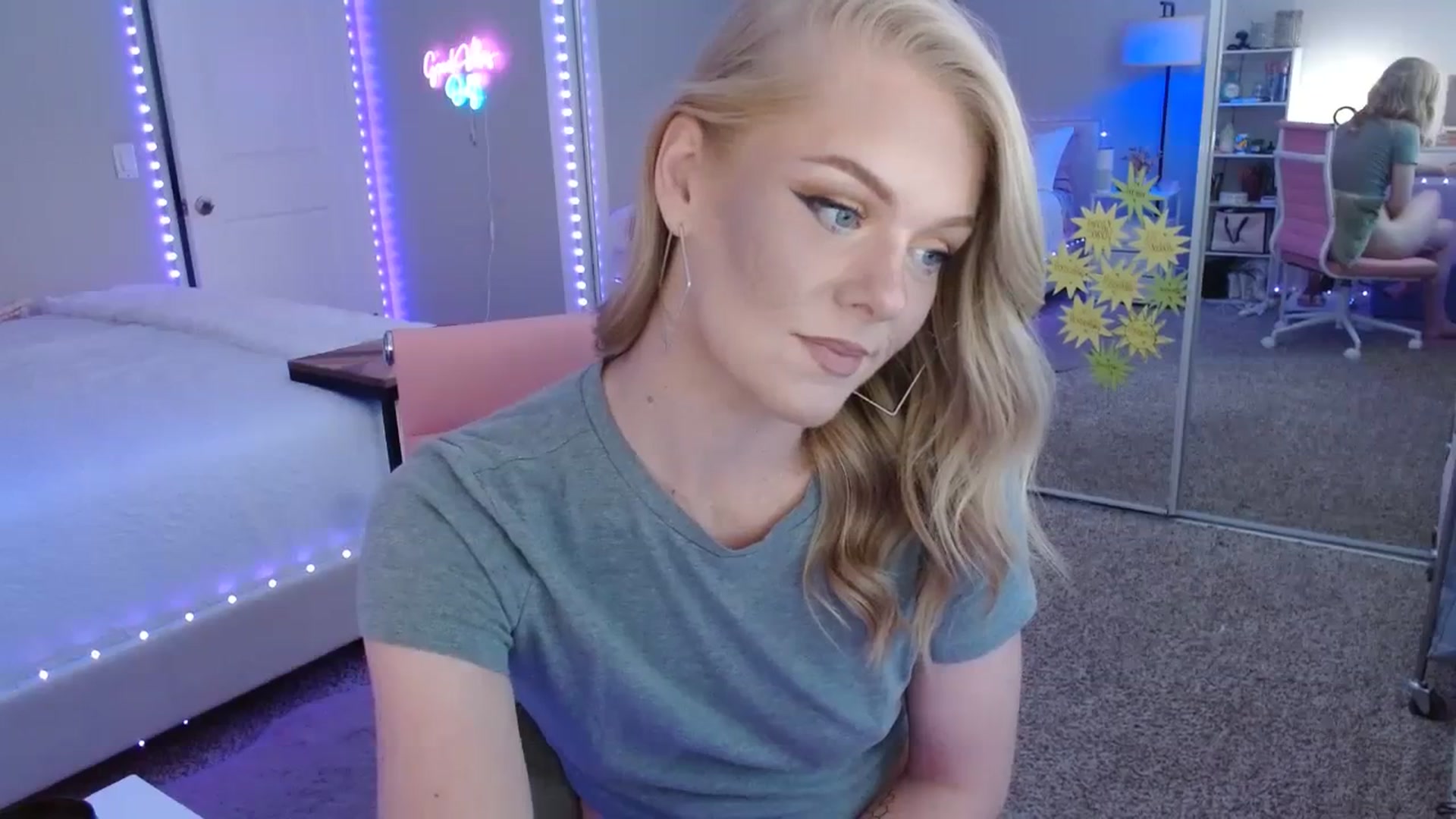 Gallery image thumbnail from AvaMonroe_'s myfreecams stream on, 08/22/2023, 23:54 image 7 of 20