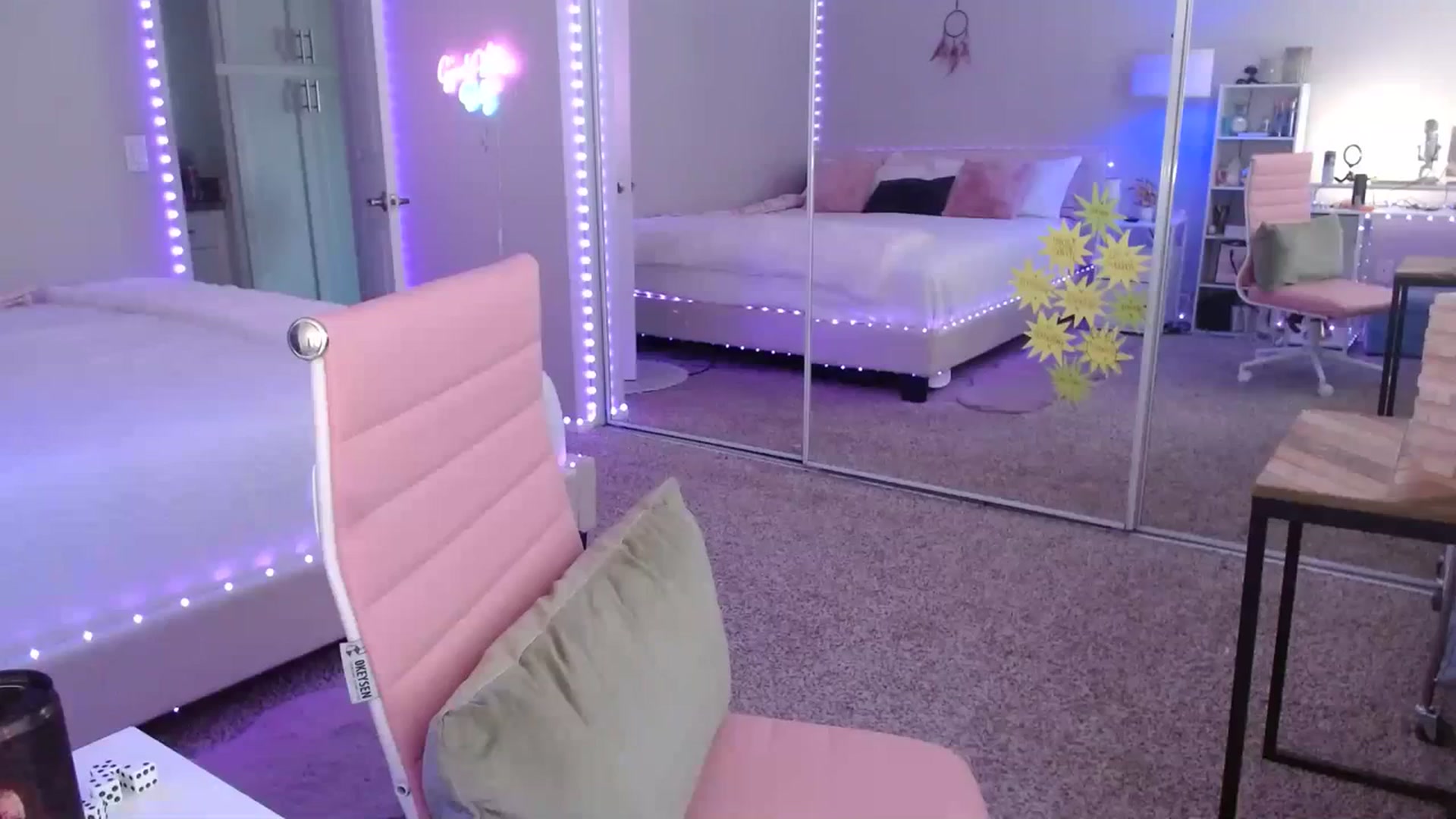 Gallery image thumbnail from AvaMonroe_'s myfreecams stream on, 08/22/2023, 23:54 image 16 of 20