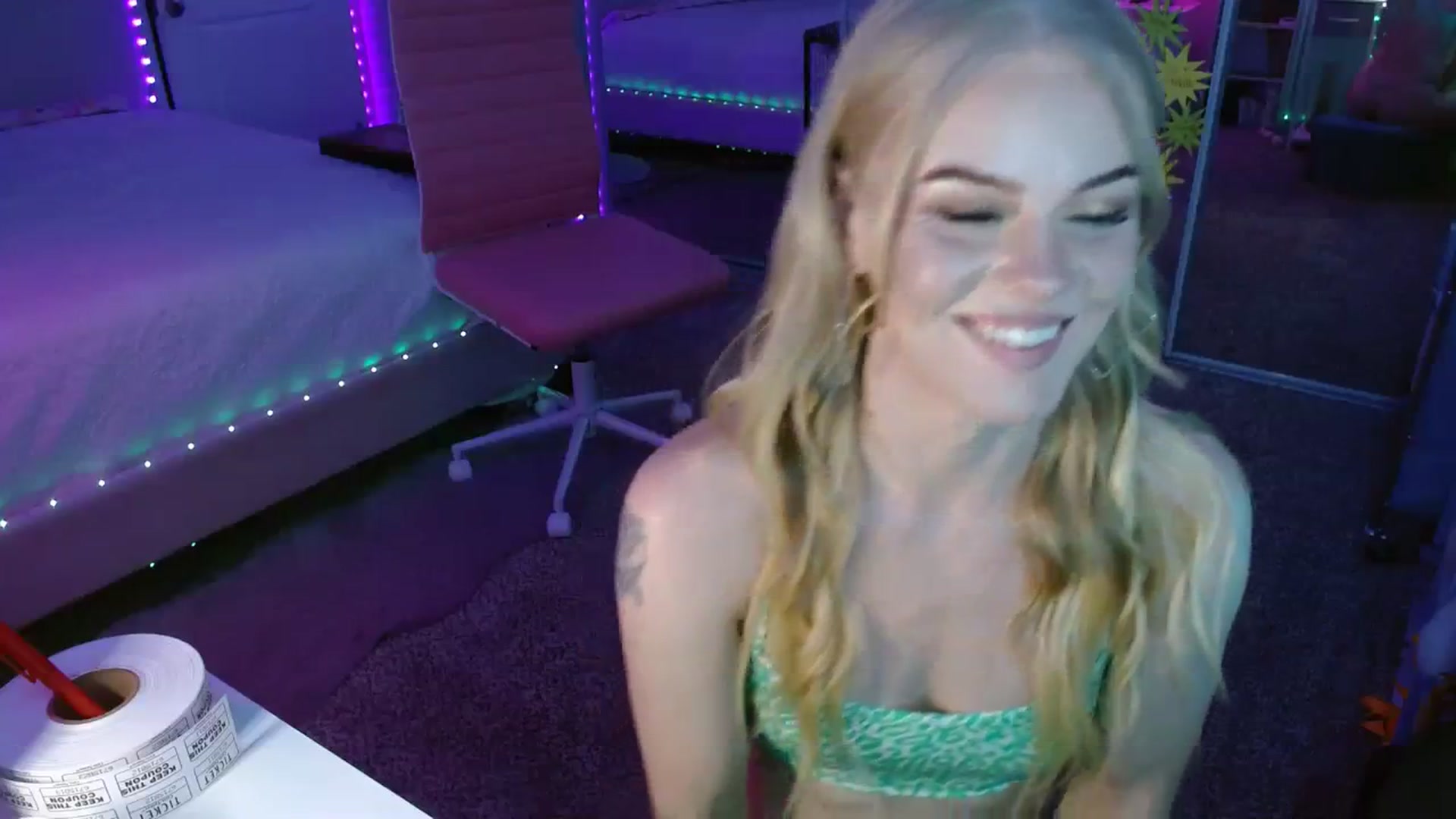Gallery image thumbnail from AvaMonroe_'s myfreecams stream on, 08/30/2023, 05:12 image 11 of 20