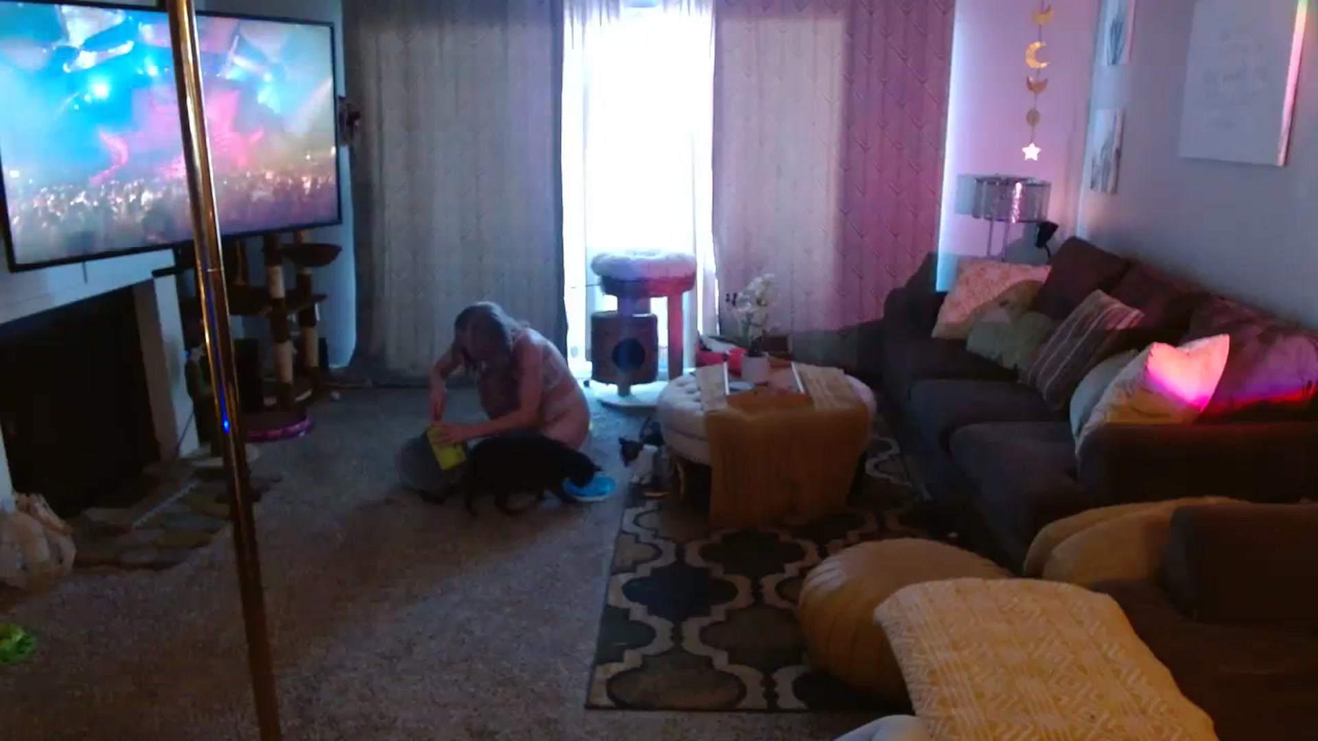 Gallery image thumbnail from AvaMonroe_'s myfreecams stream on, 09/27/2023, 01:03 image 11 of 20