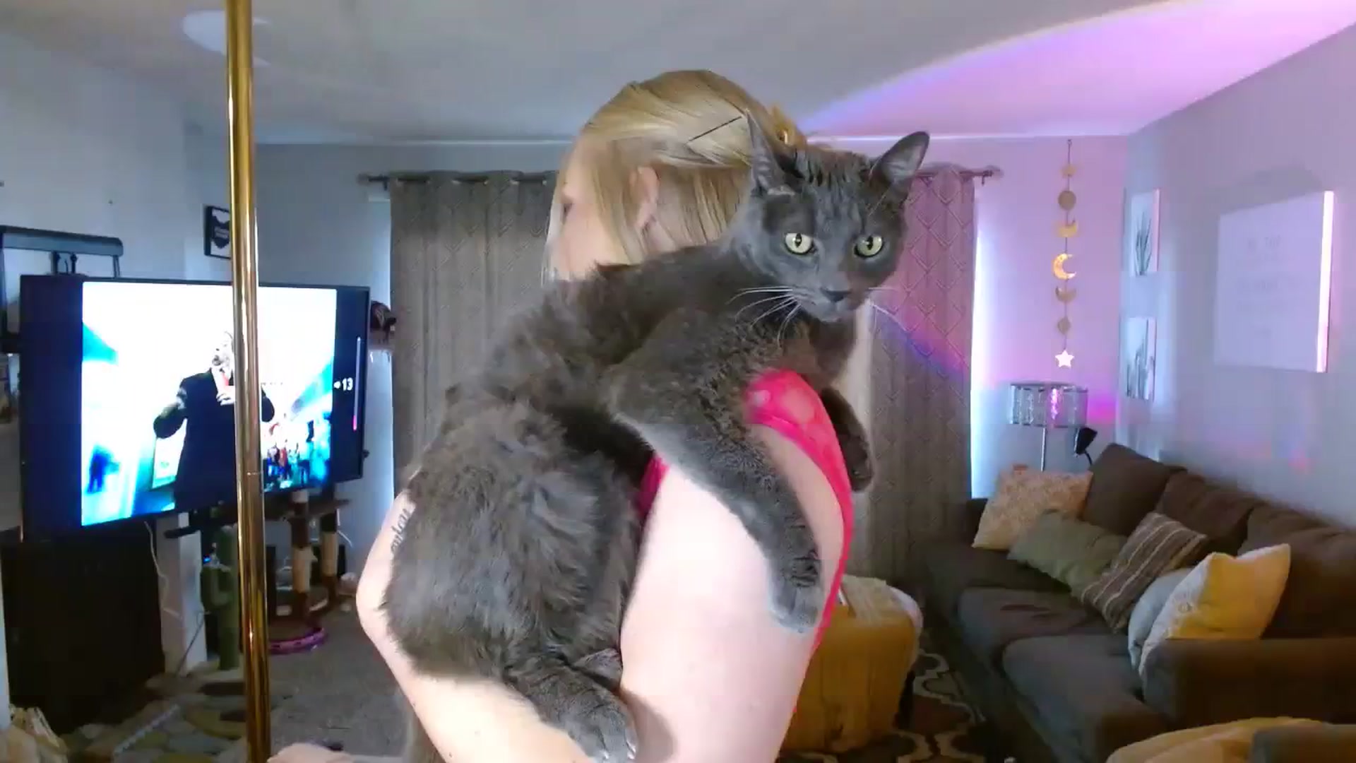 Gallery image thumbnail from AvaMonroe_'s myfreecams stream on, 09/28/2023, 24:49 image 1 of 20