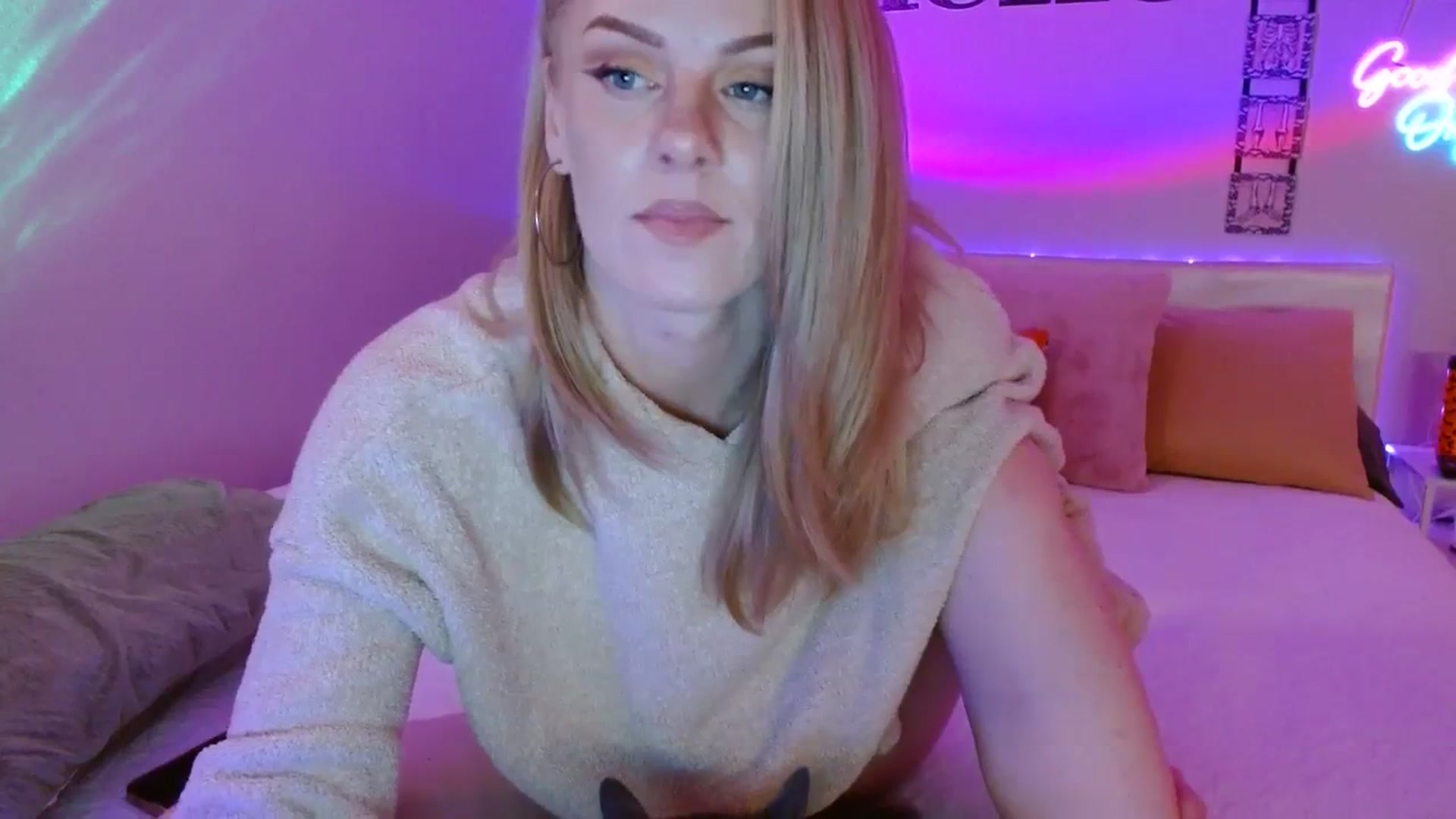 Gallery image thumbnail from AvaMonroe_'s myfreecams stream on, 10/04/2023, 08:05 image 18 of 20