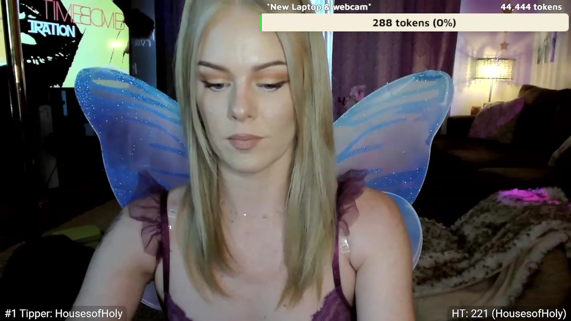 Gallery image thumbnail from AvaMonroe_'s myfreecams stream on, 10/18/2023, 24:57 image 18 of 20