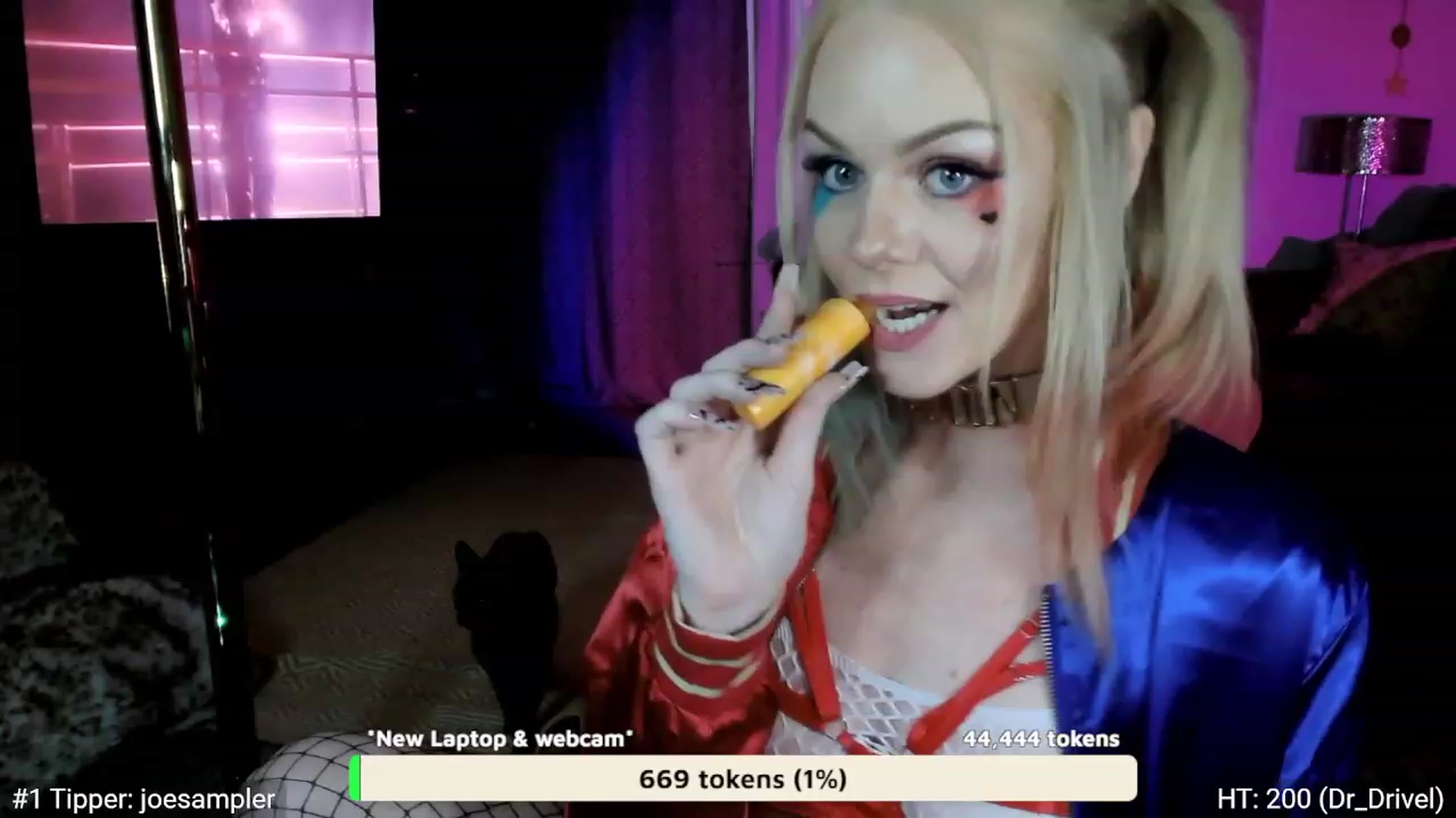 Gallery image thumbnail from AvaMonroe_'s myfreecams stream on, 10/19/2023, 03:08 image 9 of 20