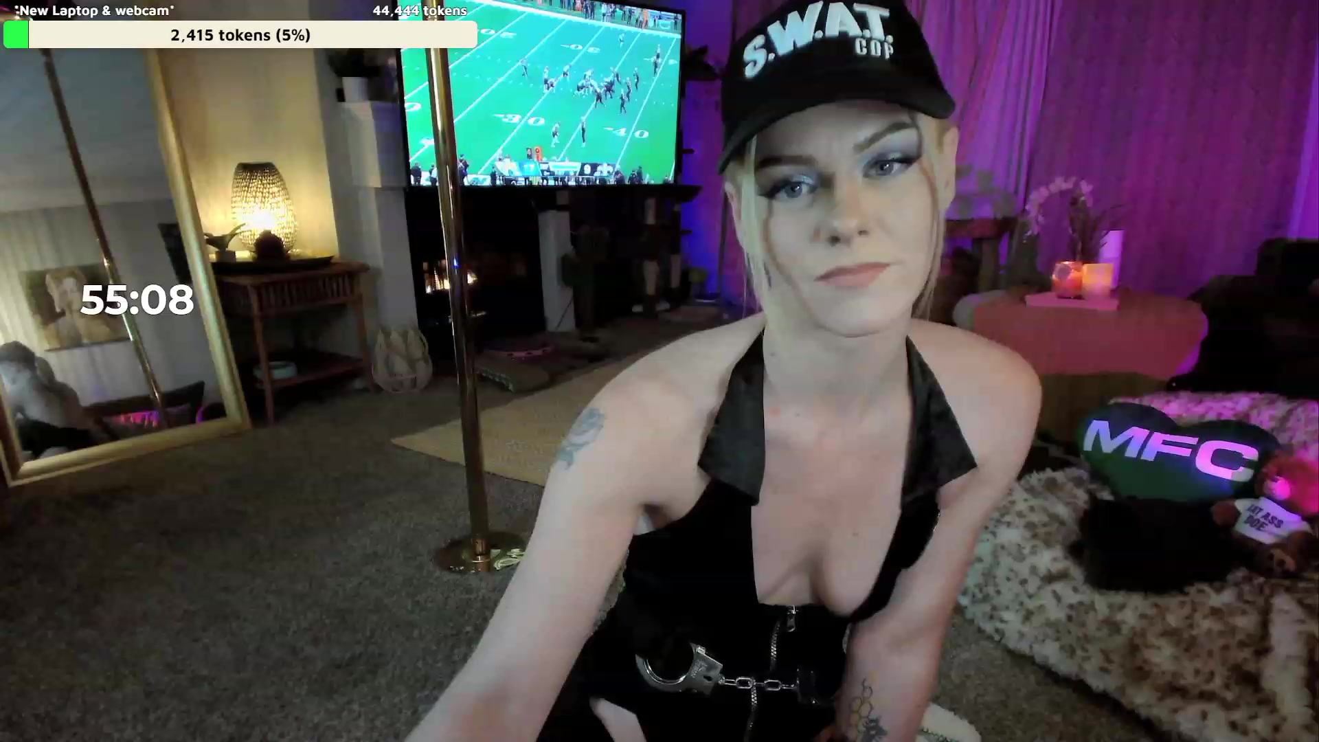 Gallery image thumbnail from AvaMonroe_'s myfreecams stream on, 10/20/2023, 02:30 image 17 of 20