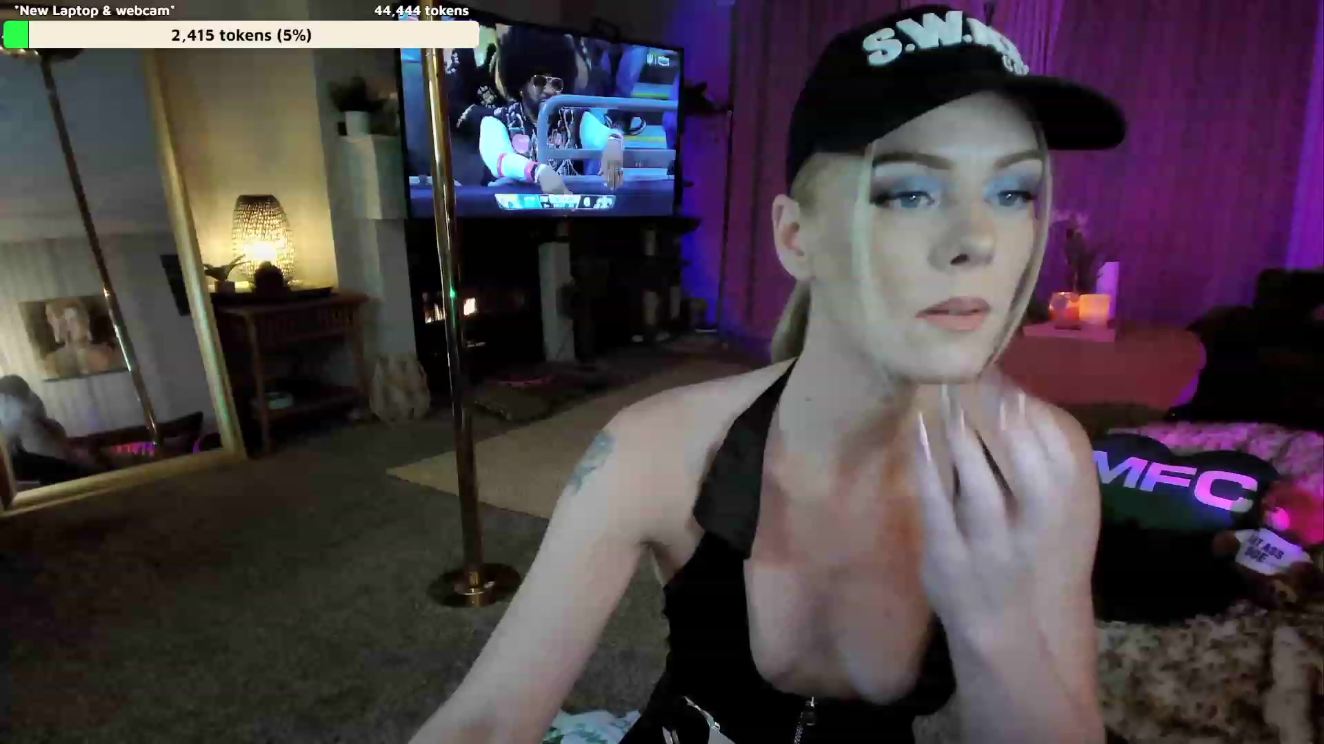 Gallery image thumbnail from AvaMonroe_'s myfreecams stream on, 10/20/2023, 02:30 image 5 of 20
