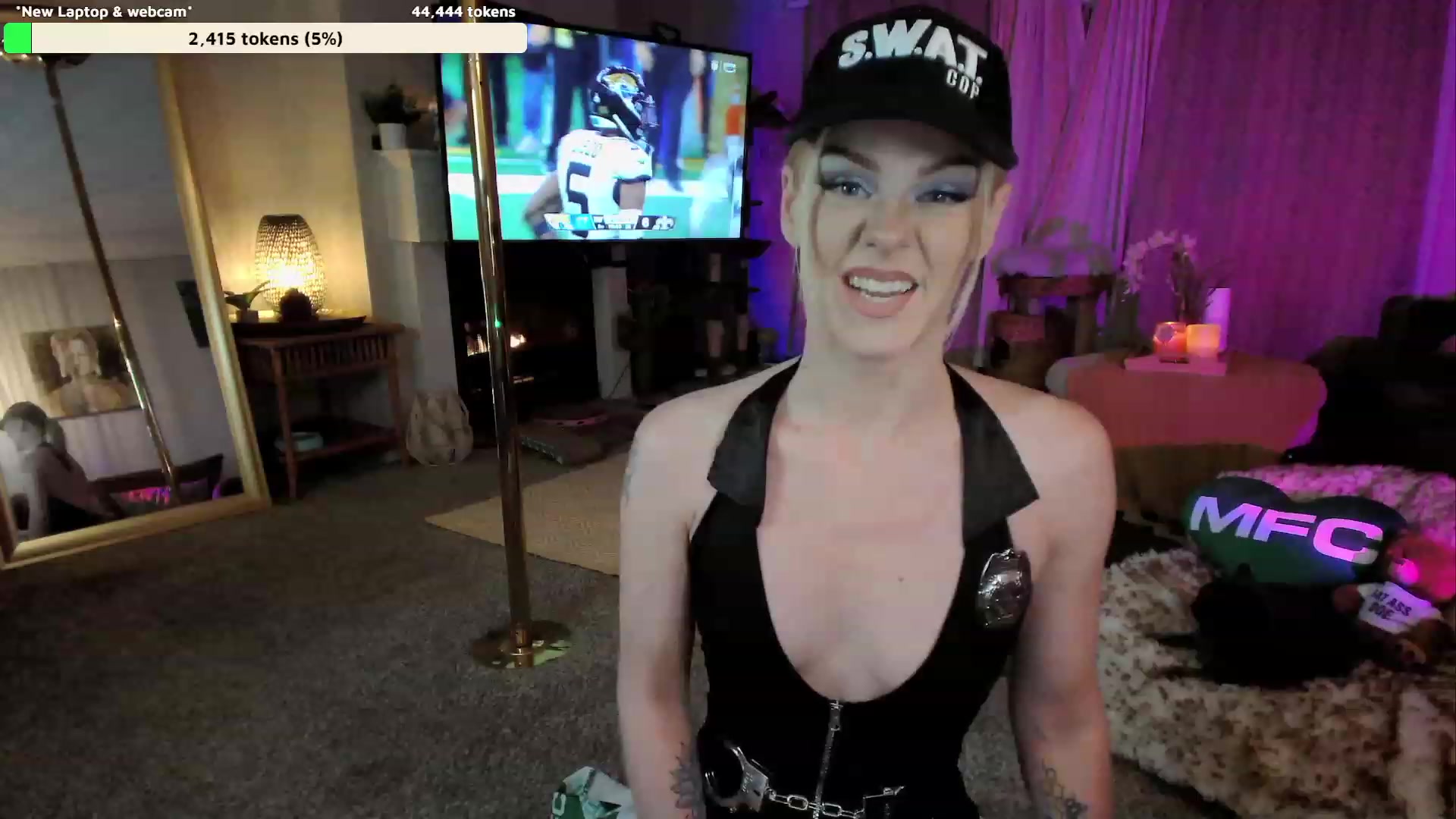 Gallery image thumbnail from AvaMonroe_'s myfreecams stream on, 10/20/2023, 02:30 image 2 of 20