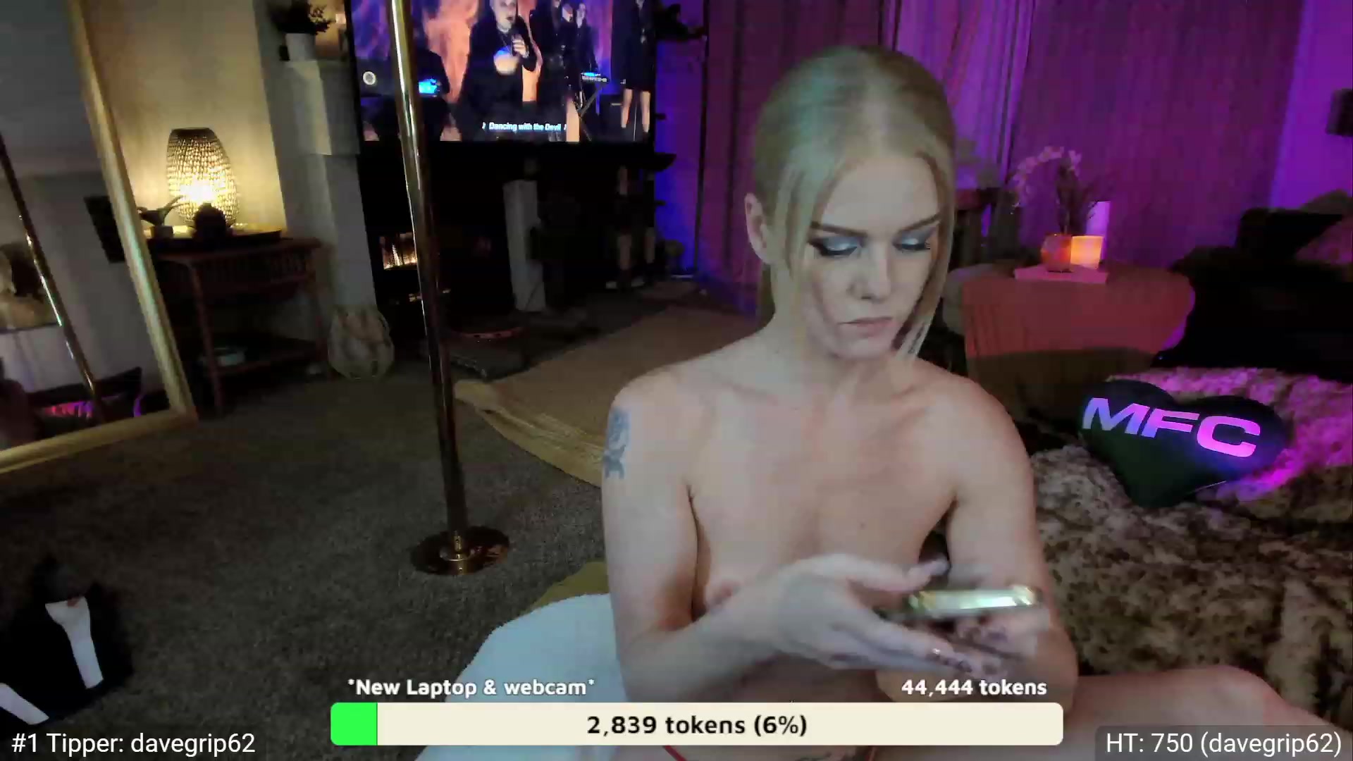 Gallery image thumbnail from AvaMonroe_'s myfreecams stream on, 10/20/2023, 07:27 image 8 of 20