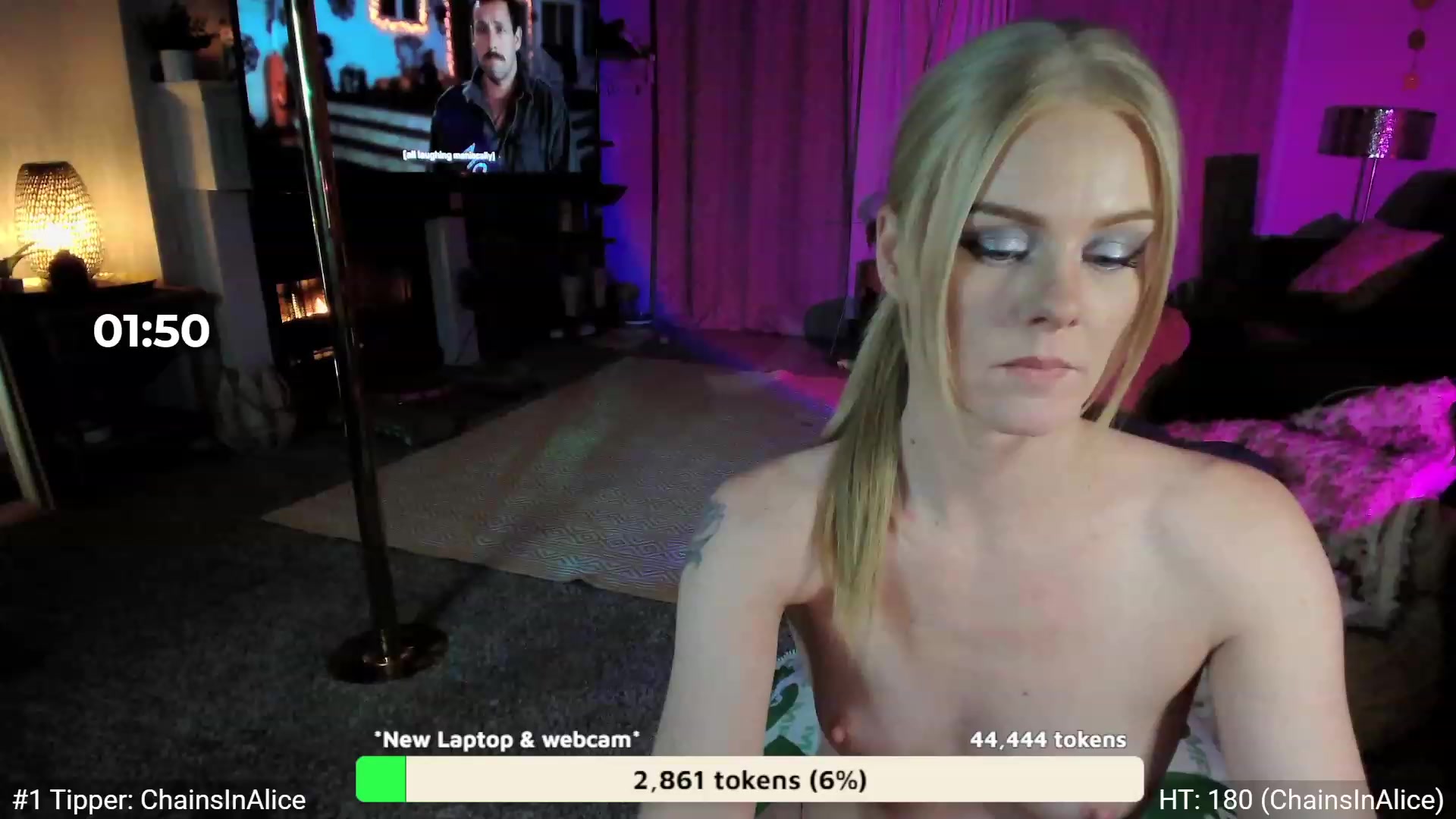Gallery image thumbnail from AvaMonroe_'s myfreecams stream on, 10/20/2023, 08:40 image 18 of 20