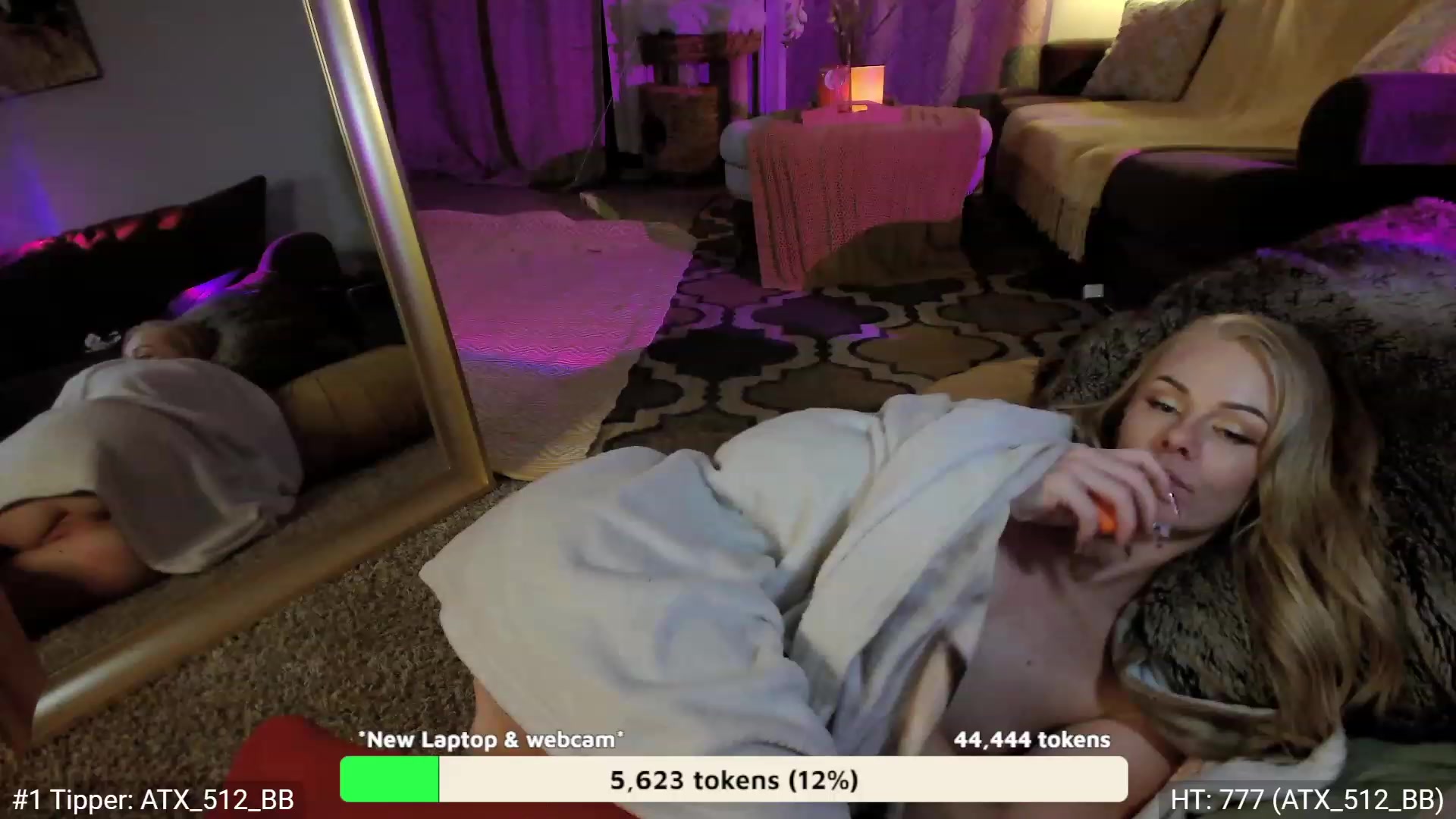 Gallery image thumbnail from AvaMonroe_'s myfreecams stream on, 10/21/2023, 13:00 image 3 of 20