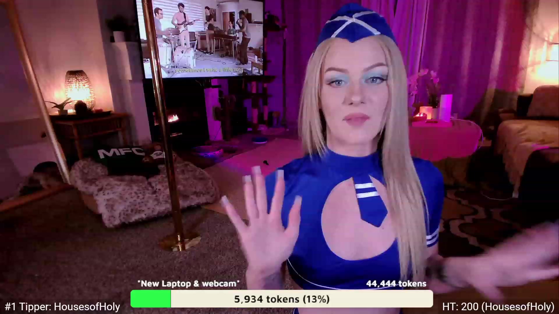Gallery image thumbnail from AvaMonroe_'s myfreecams stream on, 10/24/2023, 03:58 image 12 of 20