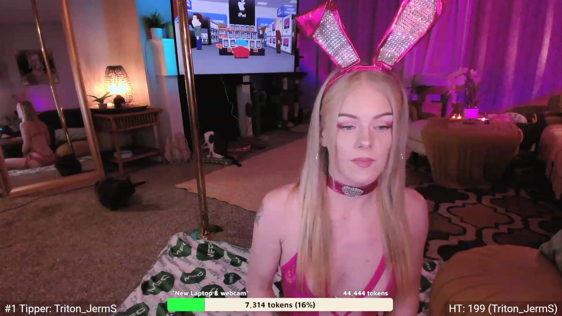 Gallery image thumbnail from AvaMonroe_'s myfreecams stream on, 10/26/2023, 02:43 image 17 of 20