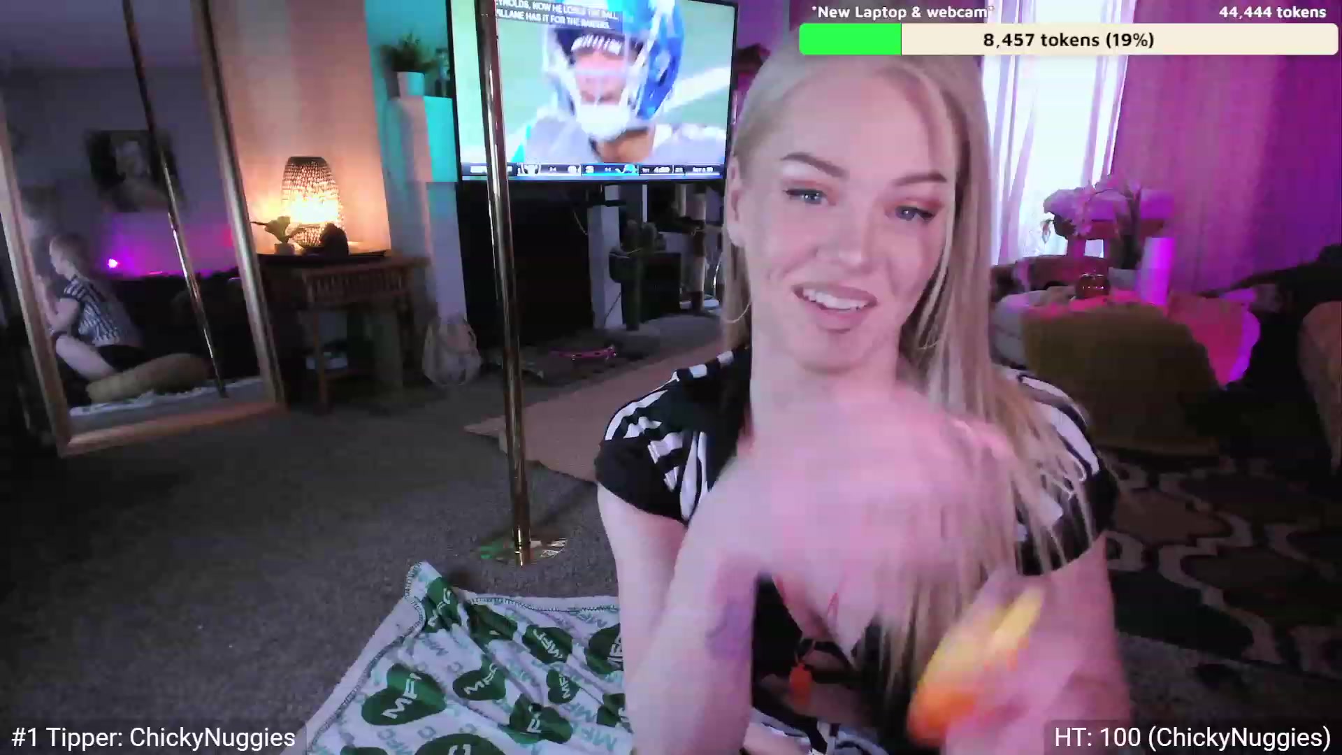 Gallery image thumbnail from AvaMonroe_'s myfreecams stream on, 10/31/2023, 01:36 image 7 of 20