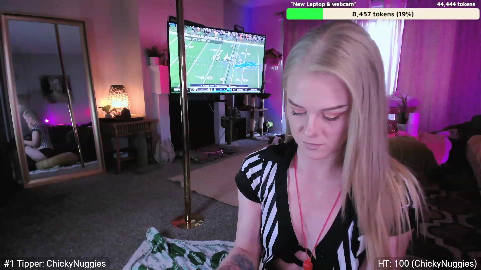 Gallery image thumbnail from AvaMonroe_'s myfreecams stream on, 10/31/2023, 01:36 image 6 of 20