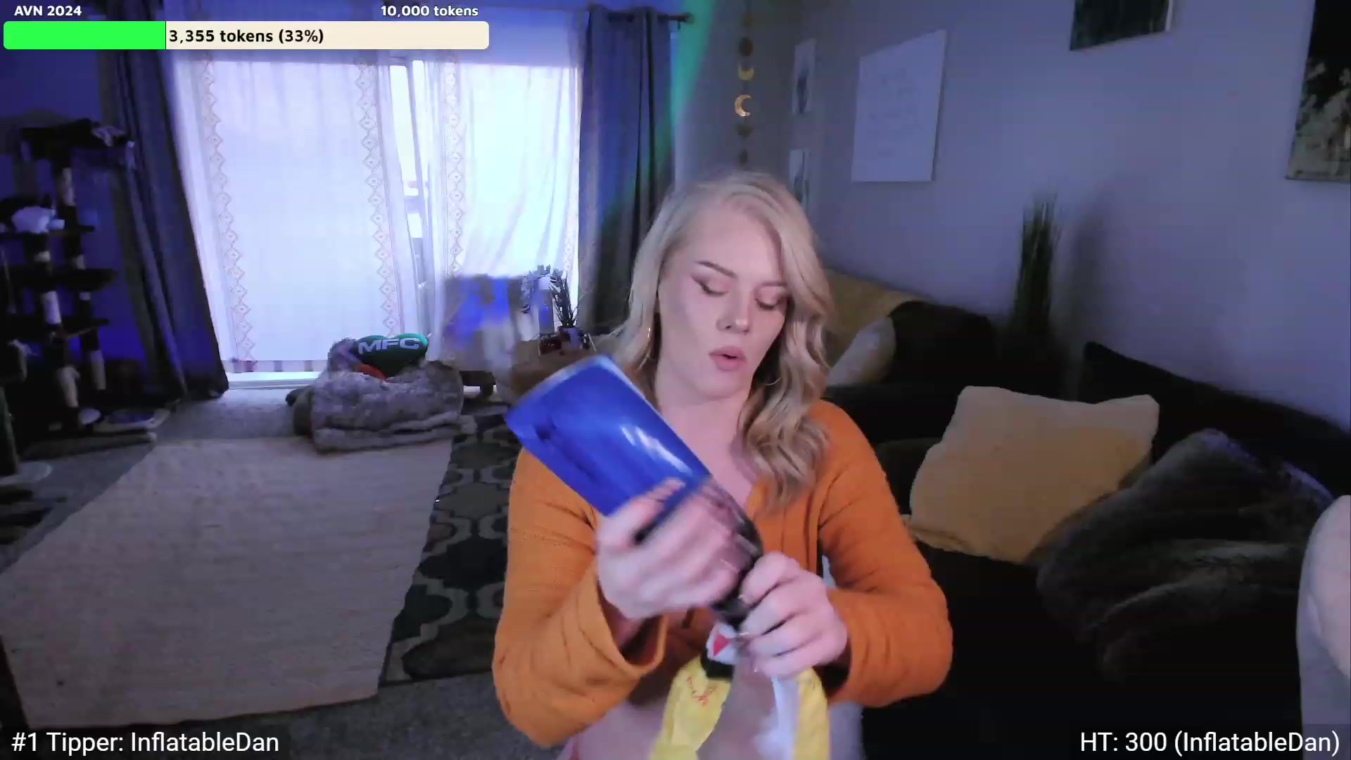 Gallery image thumbnail from AvaMonroe_'s myfreecams stream on, 11/08/2023, 24:01 image 15 of 20