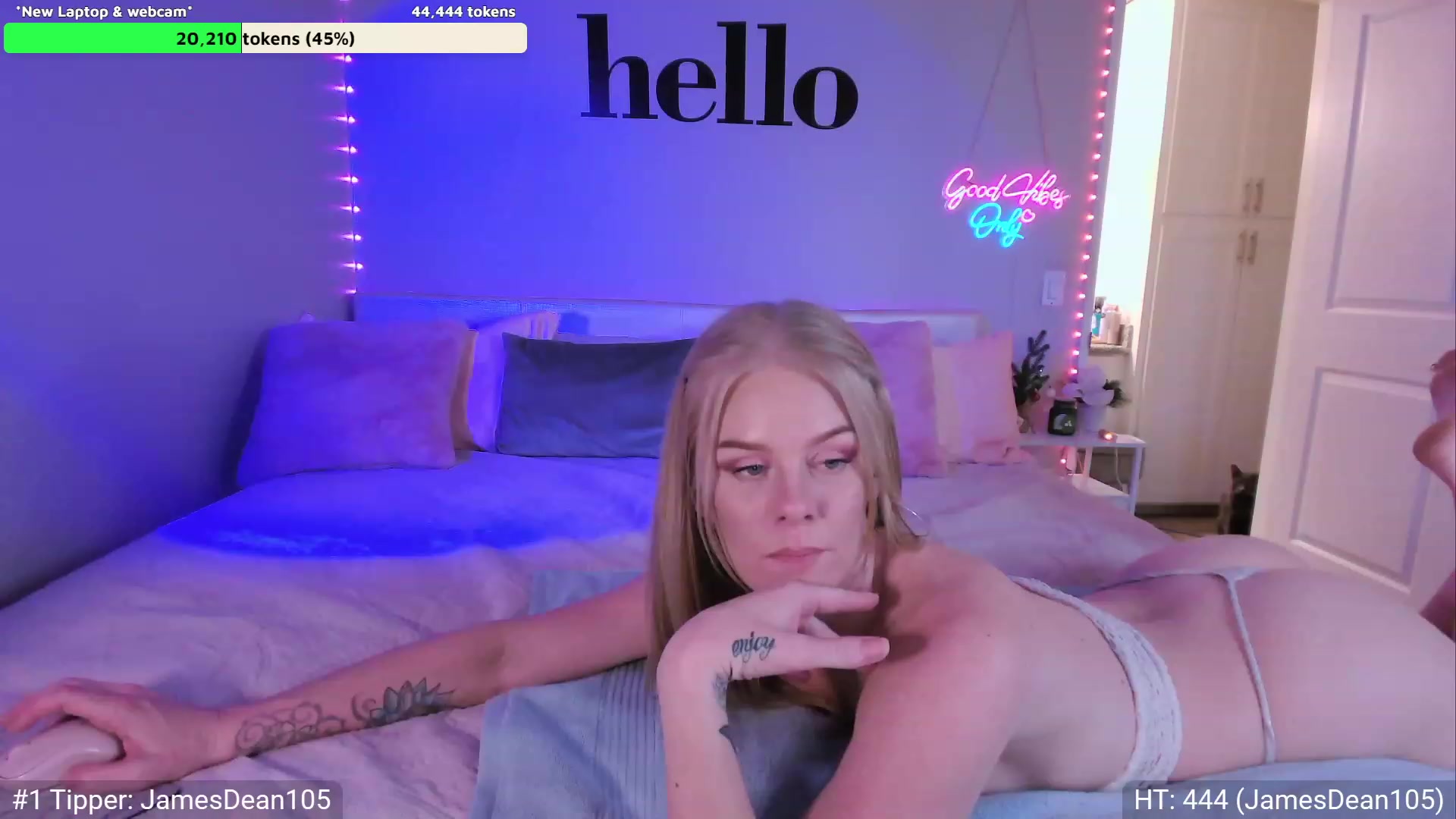 Gallery image thumbnail from AvaMonroe_'s myfreecams stream on, 11/17/2023, 07:38 image 2 of 20