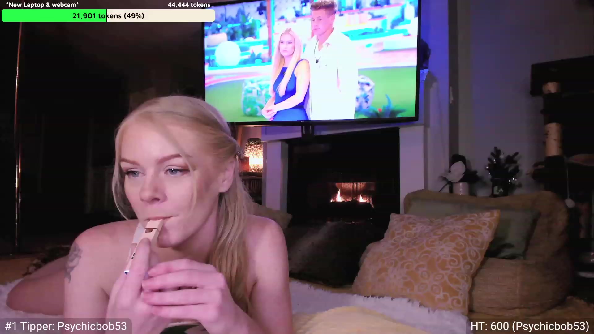 Gallery image thumbnail from AvaMonroe_'s myfreecams stream on, 11/21/2023, 02:21 image 17 of 20
