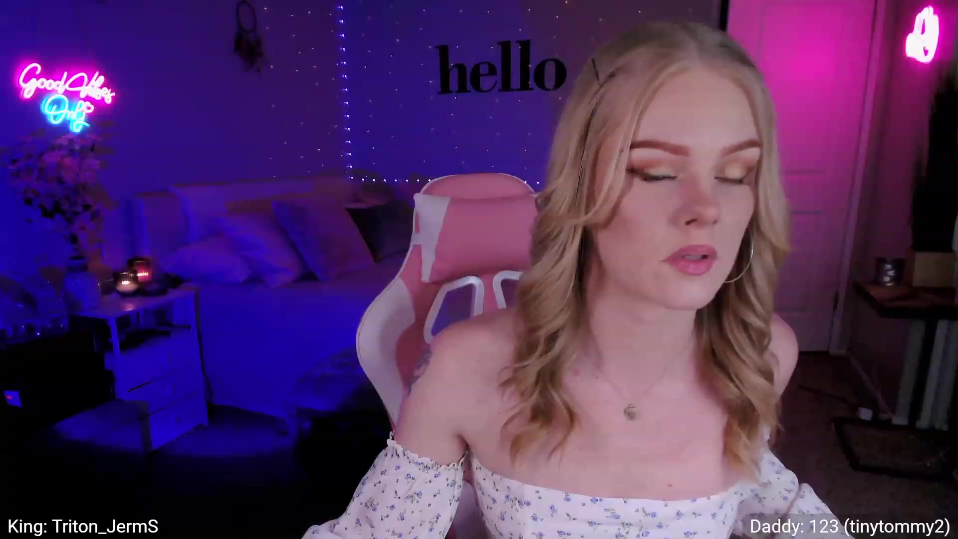 Gallery image thumbnail from AvaMonroe_'s myfreecams stream on, 01/16/2024, 04:12 image 11 of 20