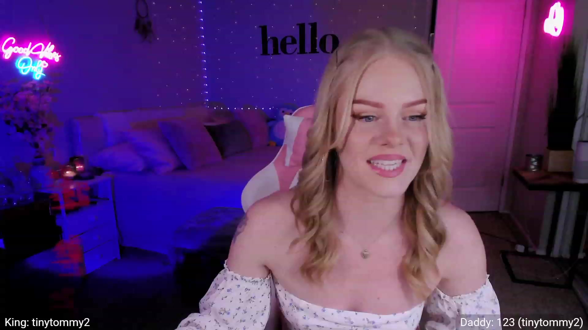 Gallery image thumbnail from AvaMonroe_'s myfreecams stream on, 01/16/2024, 04:12 image 5 of 20
