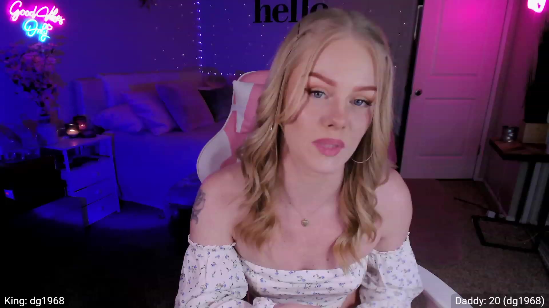 Gallery image thumbnail from AvaMonroe_'s myfreecams stream on, 01/16/2024, 04:12 image 2 of 20