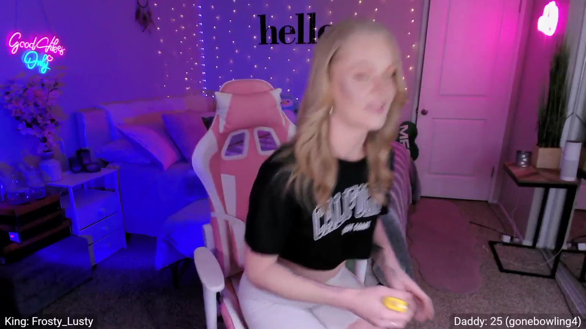 Gallery image thumbnail from AvaMonroe_'s myfreecams stream on, 01/17/2024, 03:15 image 14 of 20