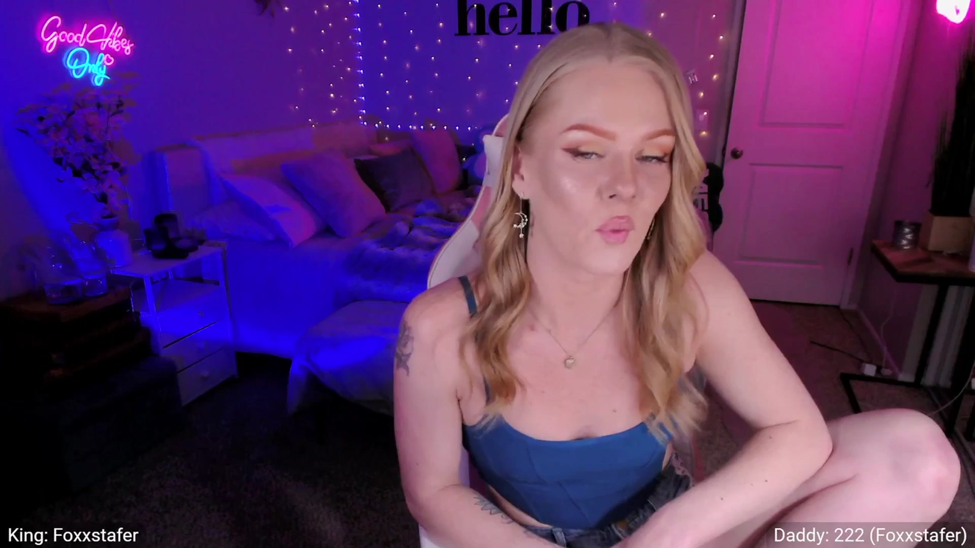 Gallery image thumbnail from AvaMonroe_'s myfreecams stream on, 01/18/2024, 03:25 image 16 of 20
