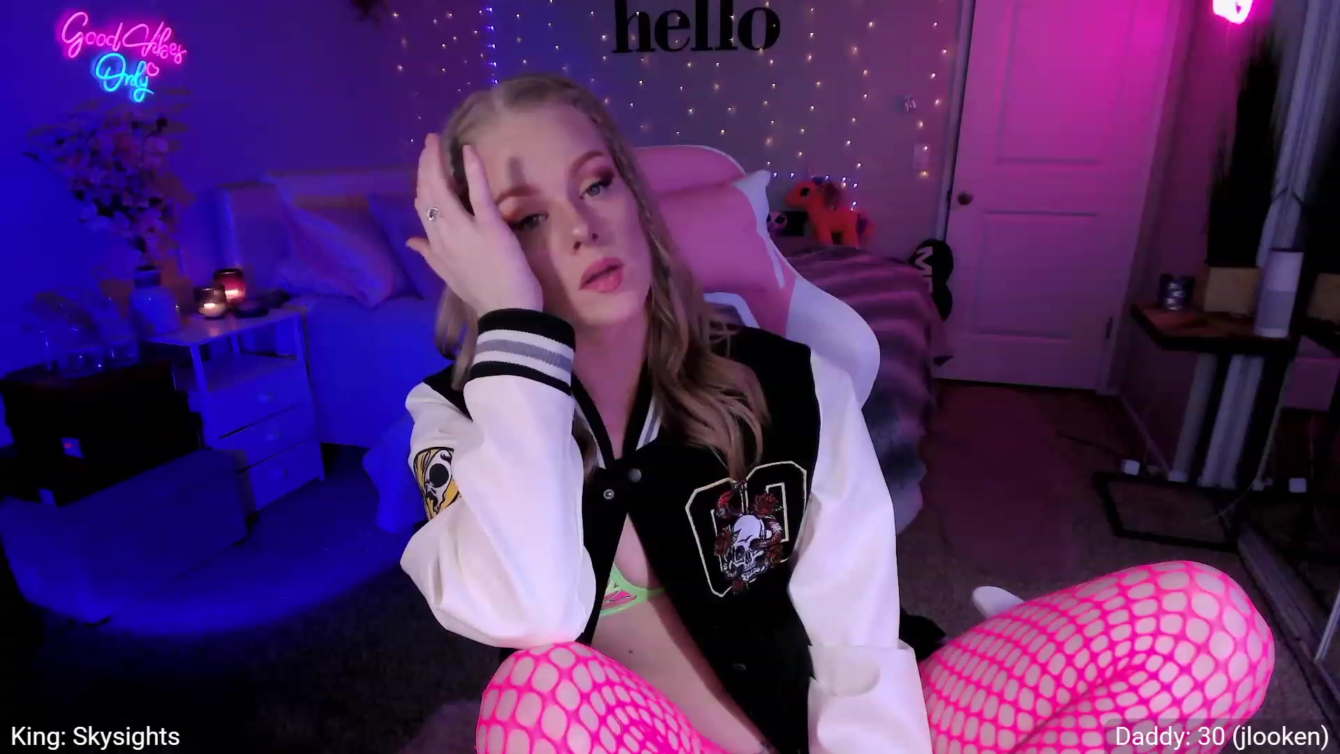 Gallery image thumbnail from AvaMonroe_'s myfreecams stream on, 01/19/2024, 05:00 image 18 of 20